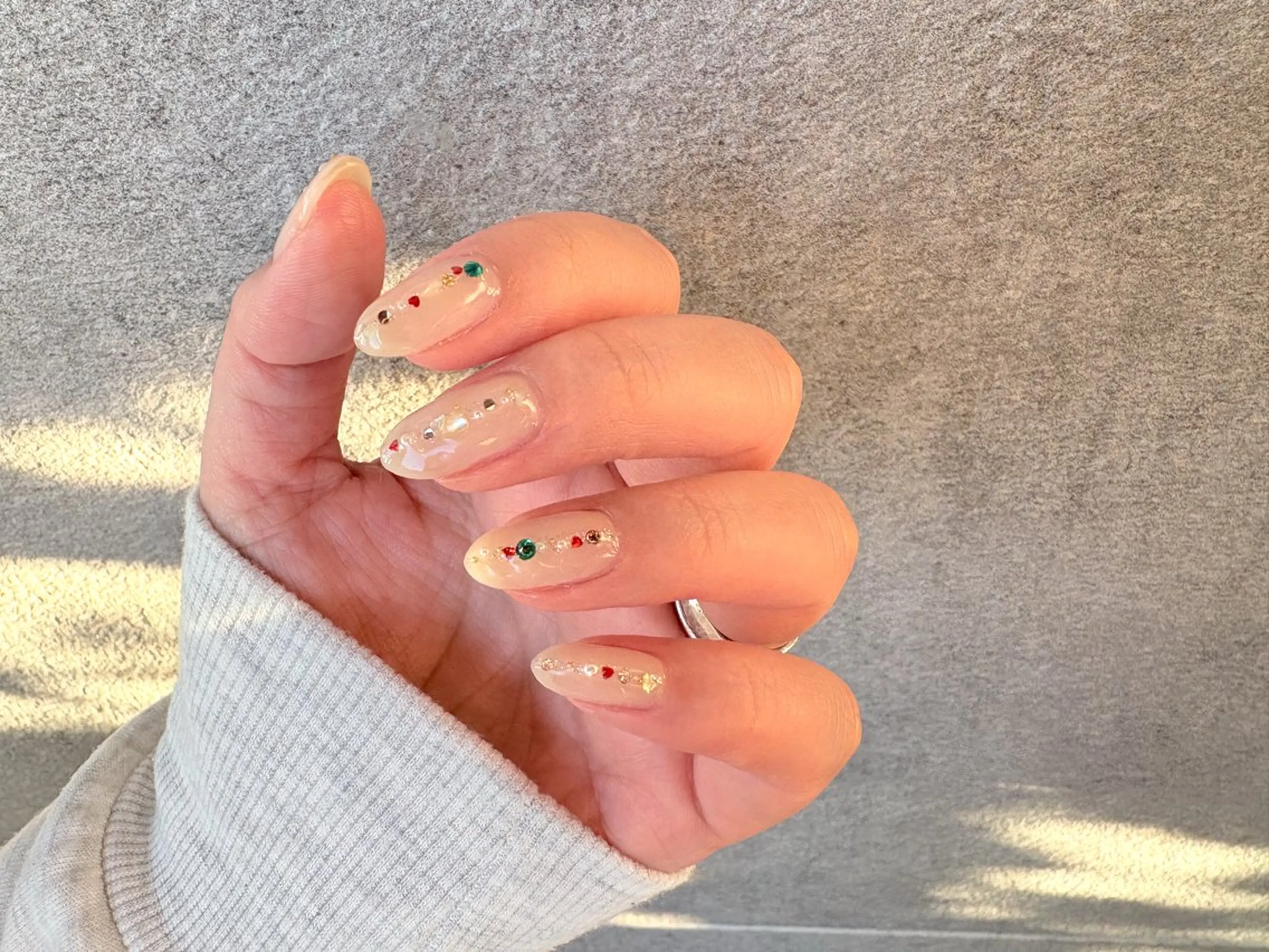 ネイル 冬ネイル クリスマス 🌲🌳🚪iiit o🌲🌳🌲のネイルデザイン