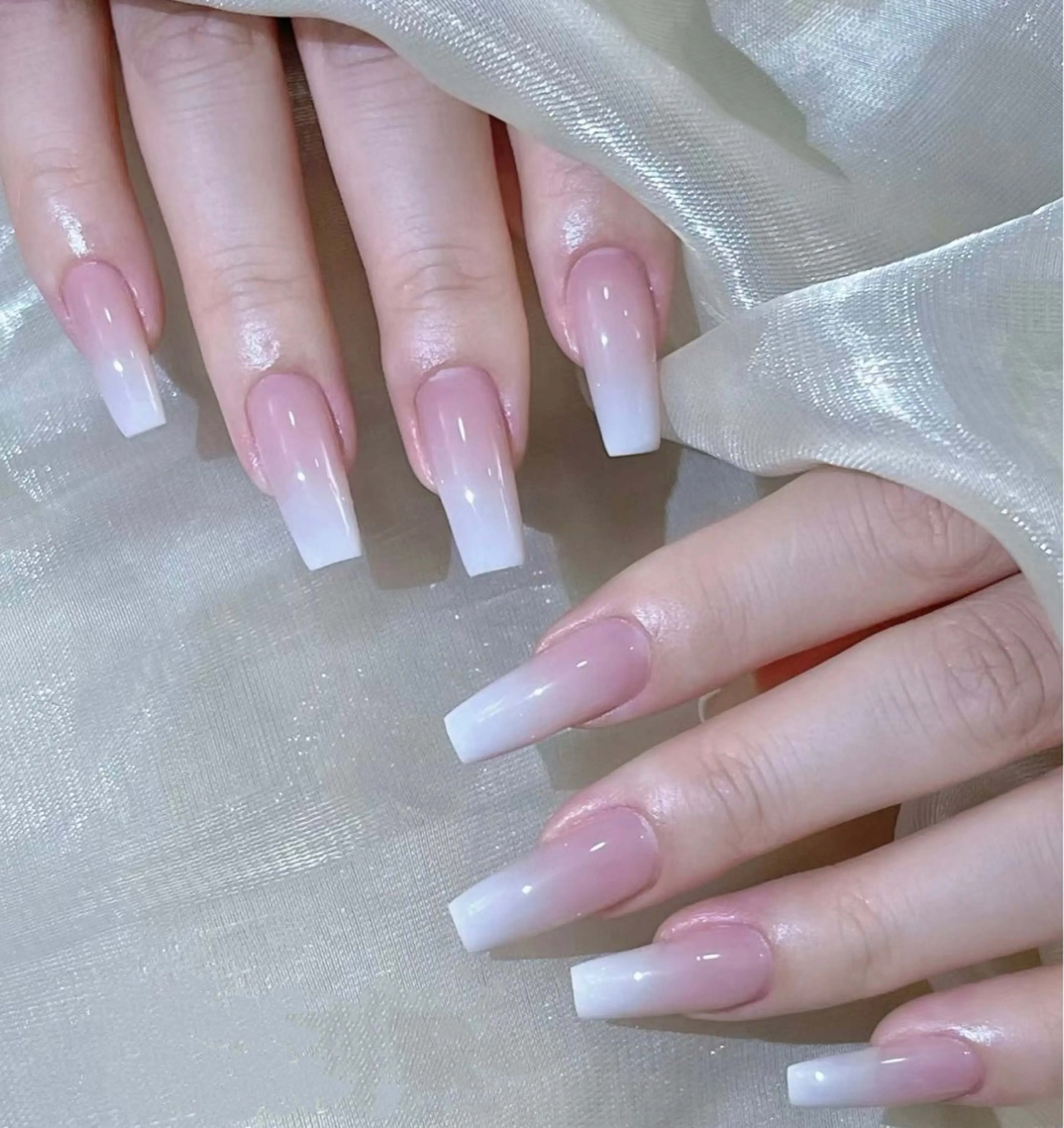 ネイル 長さ出し グラデーション ネイルチップ ハンドネイル ハンドケア ⭐️Dreamy Nail⭐️のネイルデザイン