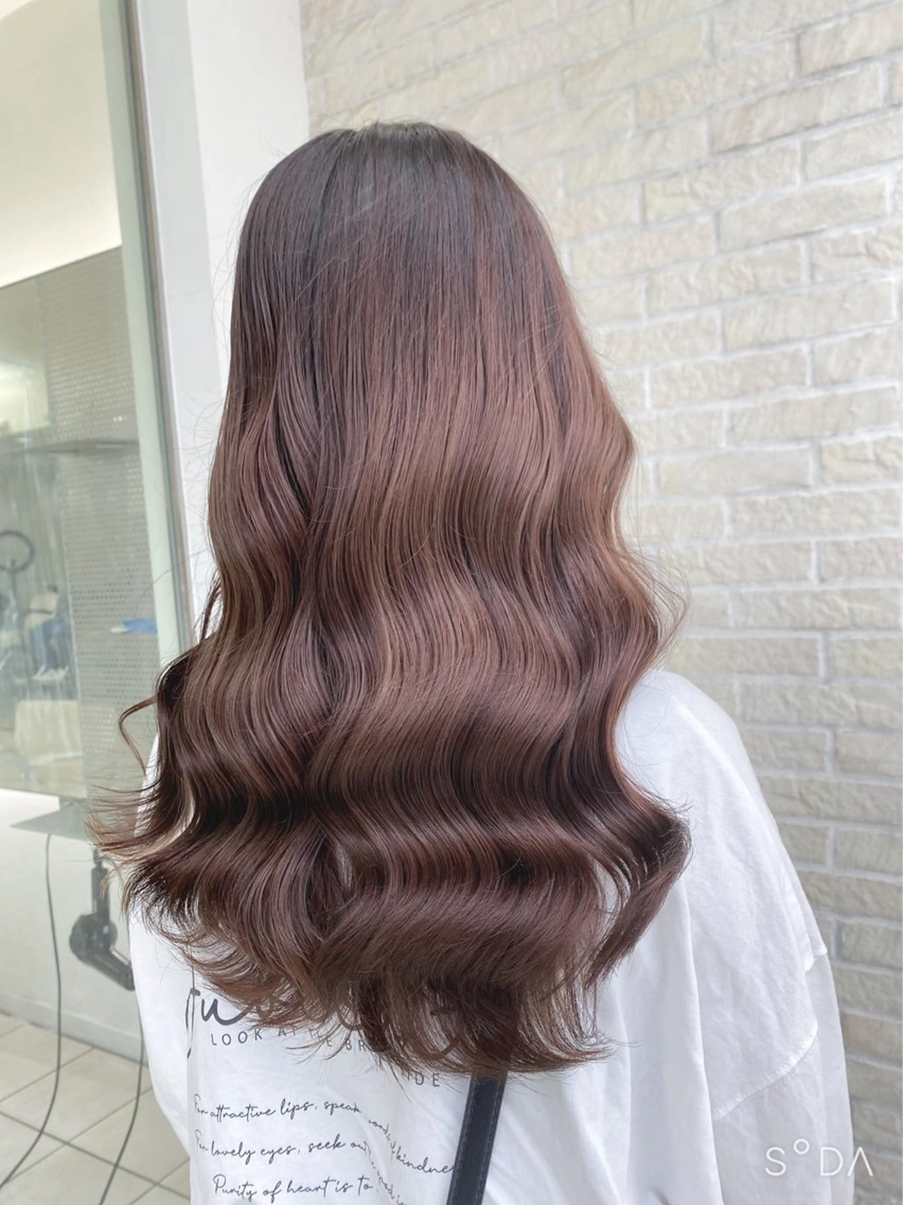 ミディアム ヘアカラー トリートメント 髪質改善縮毛矯正 指名No.1👑のヘアスタイル
