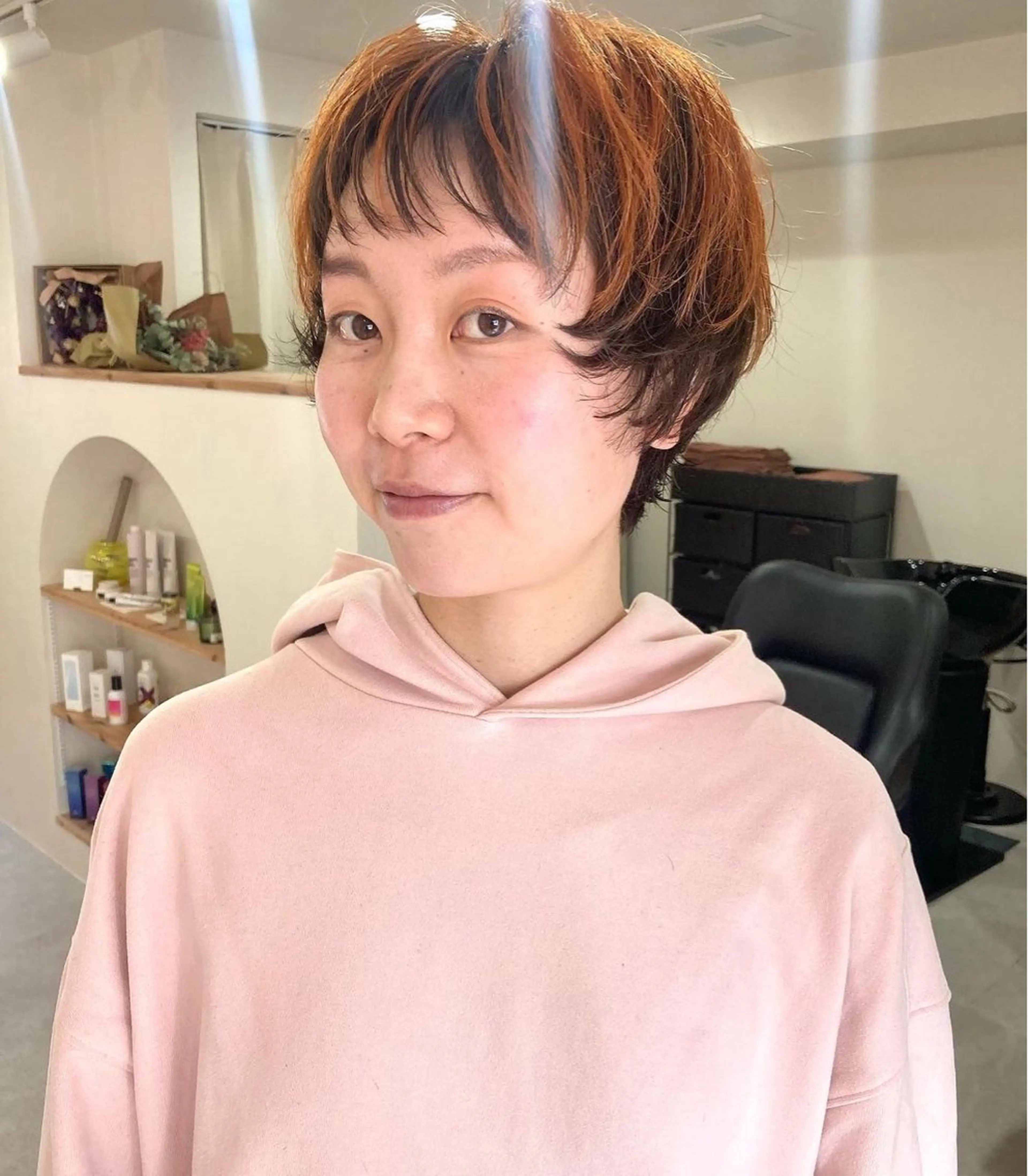 ショート カラー オレンジ オン眉 カット ヘアカラー トリートメント icie所属・大阪ヴィーガンサロン KANAKOのヘアスタイル