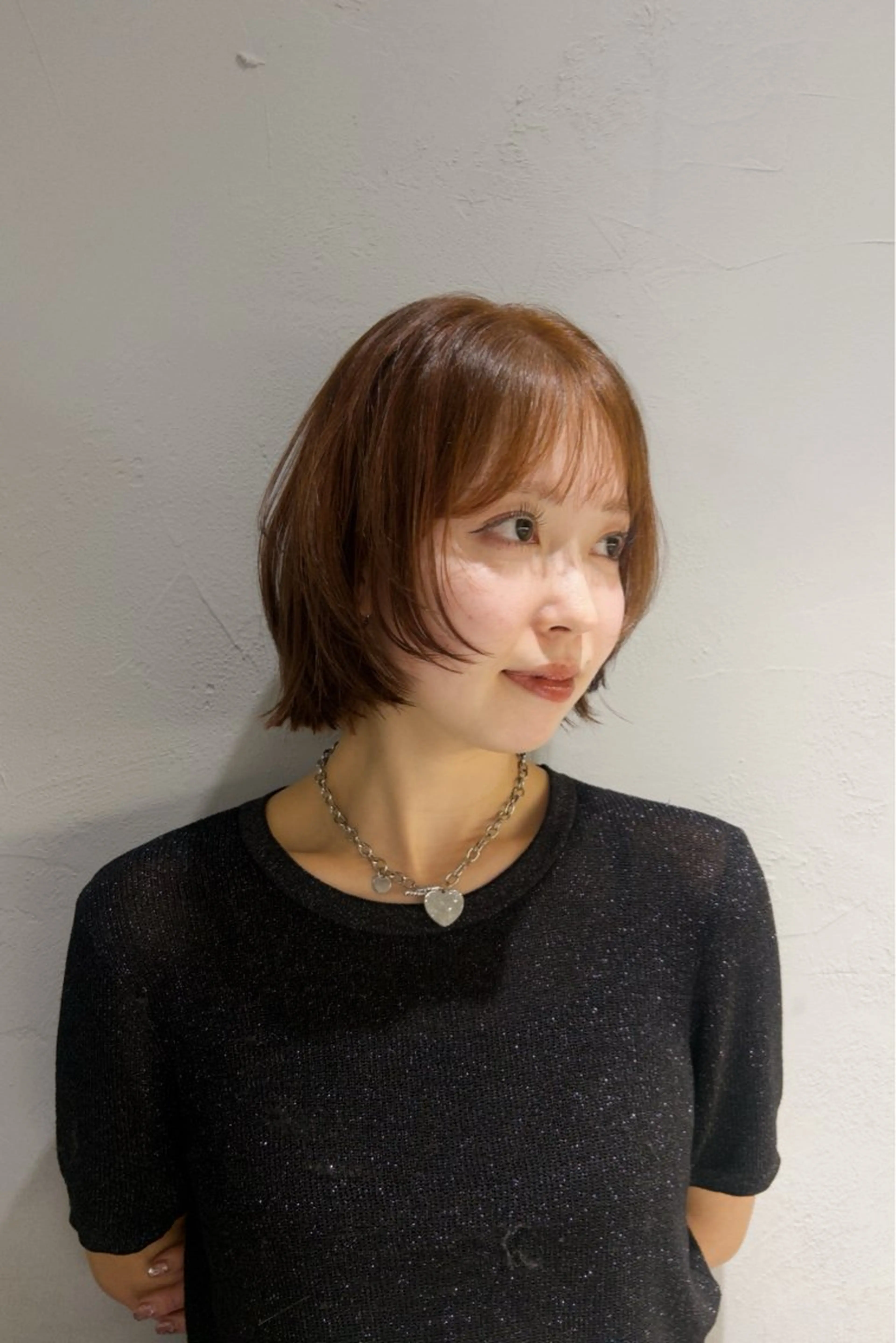 ショート カラー カット ヘアカラー Lomalia Moemiのヘアスタイル