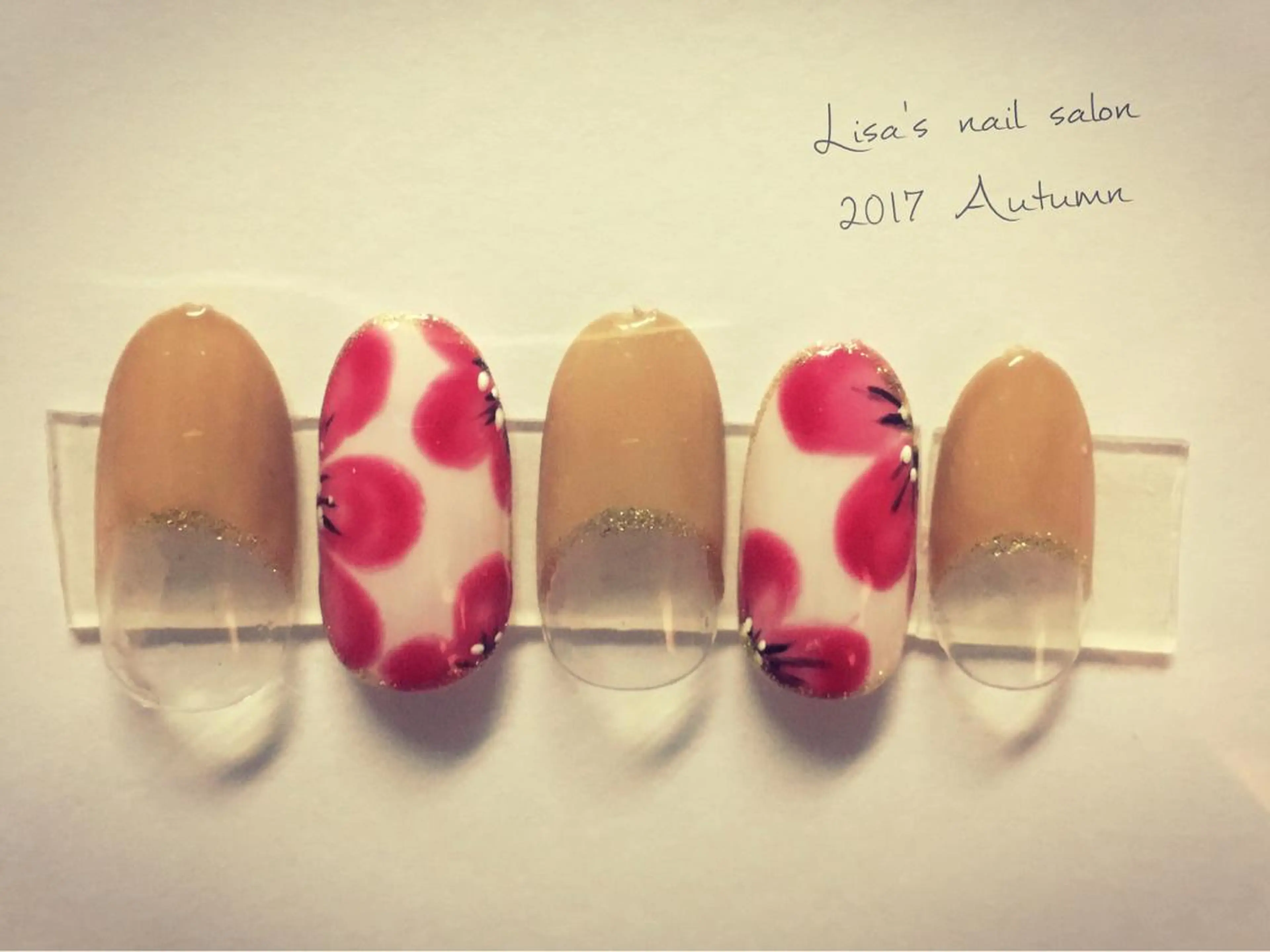 ネイル ハンドネイル Lisa’s Salonのネイルデザイン