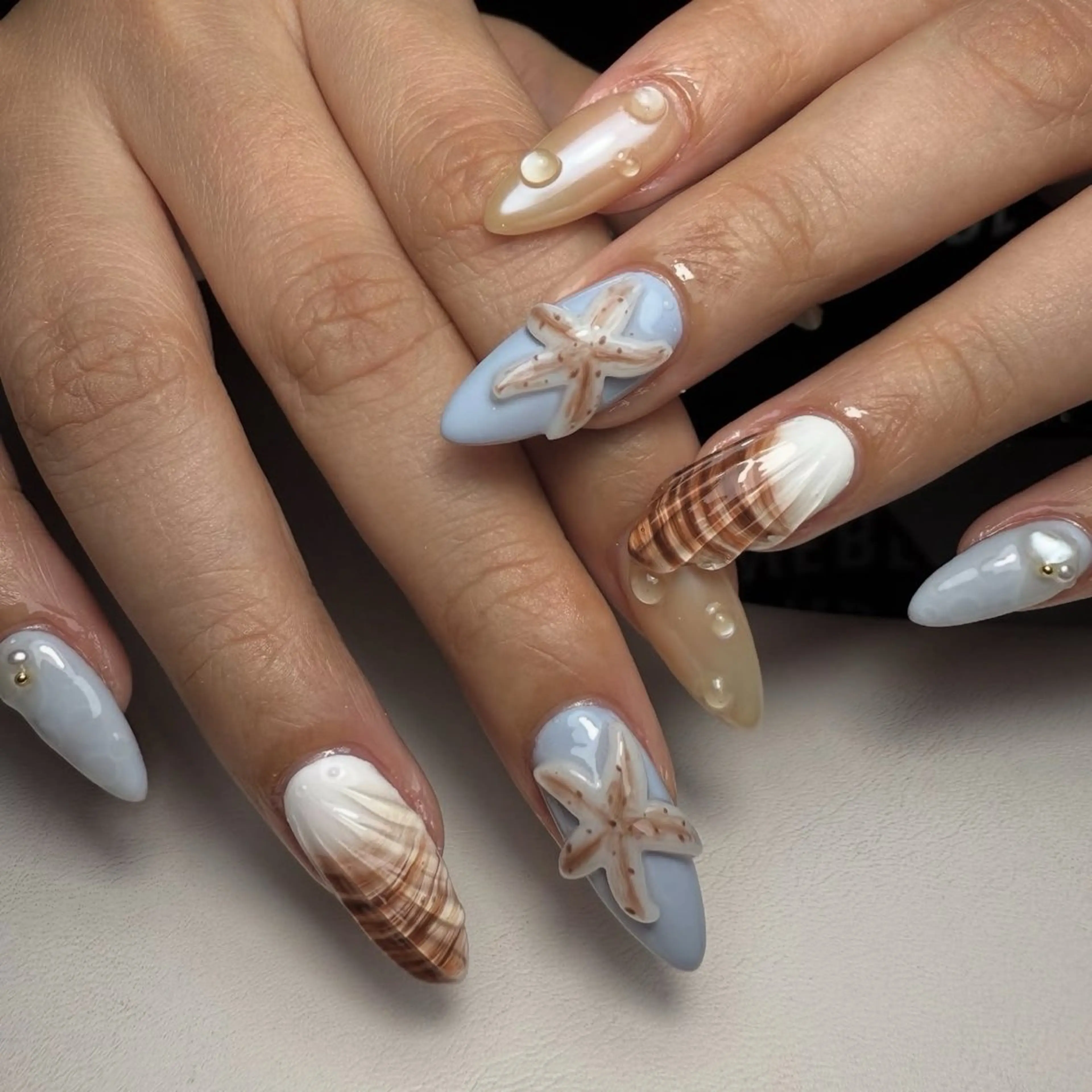 ネイル 長さ出し ジェルネイル 持ち込み オフィスネイル ワンカラーネイル Michi_Nails_Salon所属・Michi Nail Staffのネイルデザイン
