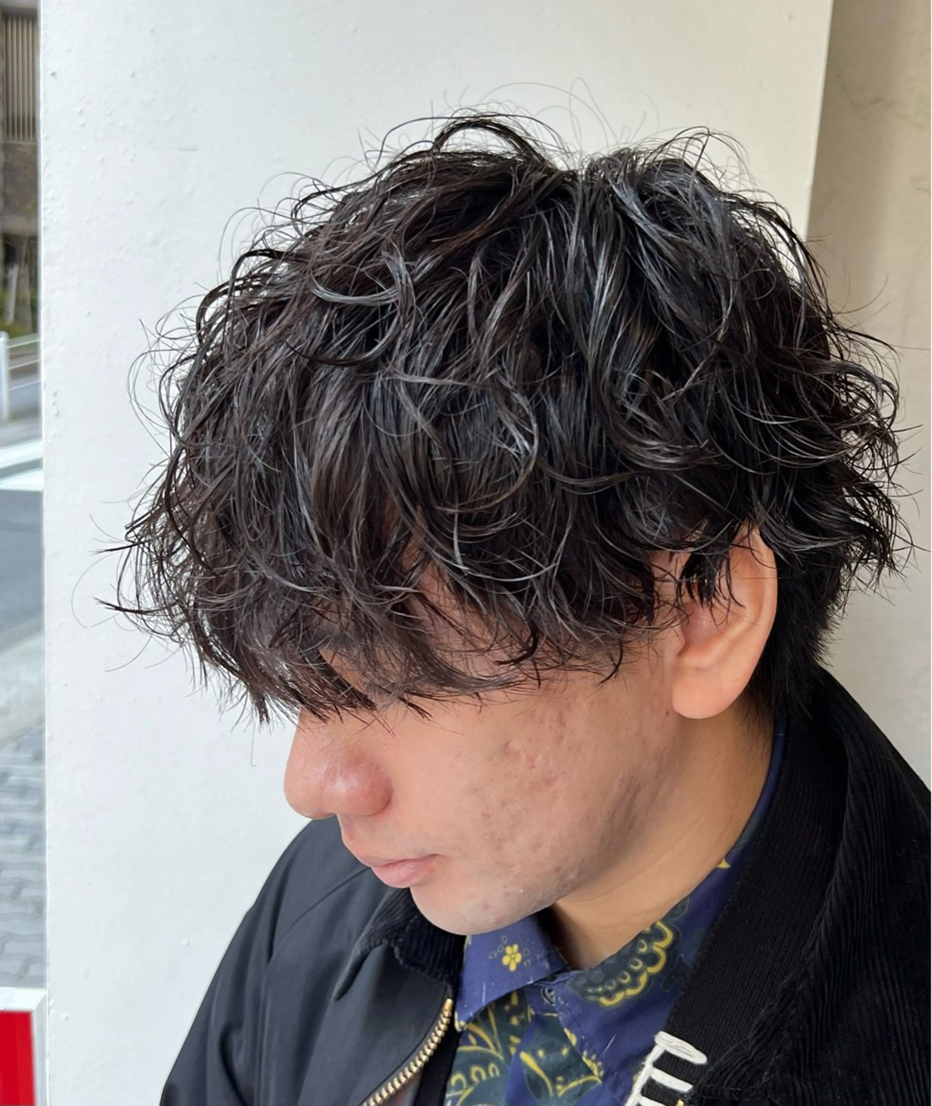 ミディアム パーマ メンズ ミディアムパーマ メンズパーマ スパイラルパーマ カット パーマ メンズパーマ特化型 /京橋/栗野京弥のヘアスタイル