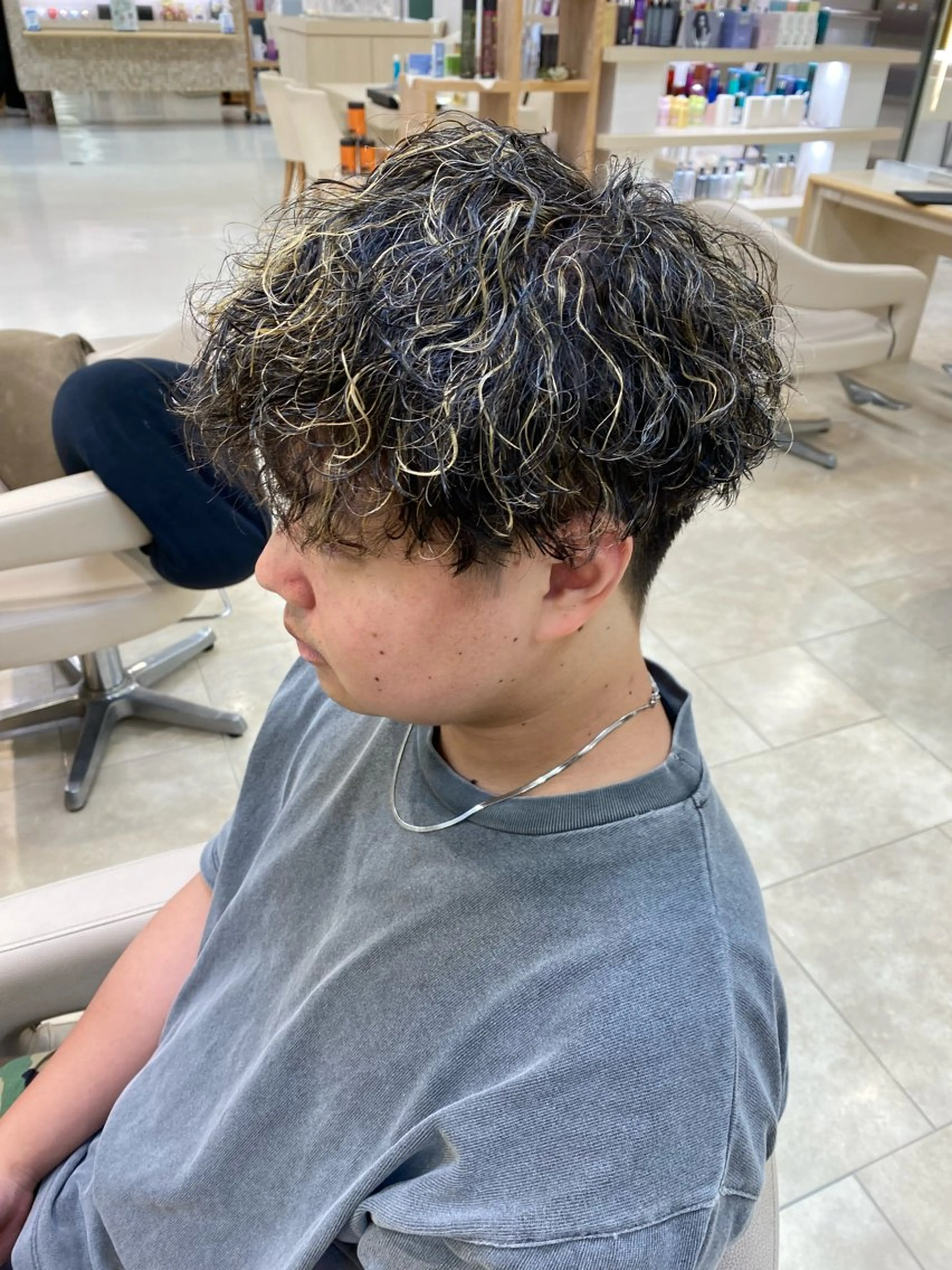 カラー パーマ メンズ カット ヘアカラー パーマ トリートメント 湘南/メンズパーマ/ 支持率No.1ユチカのヘアスタイル