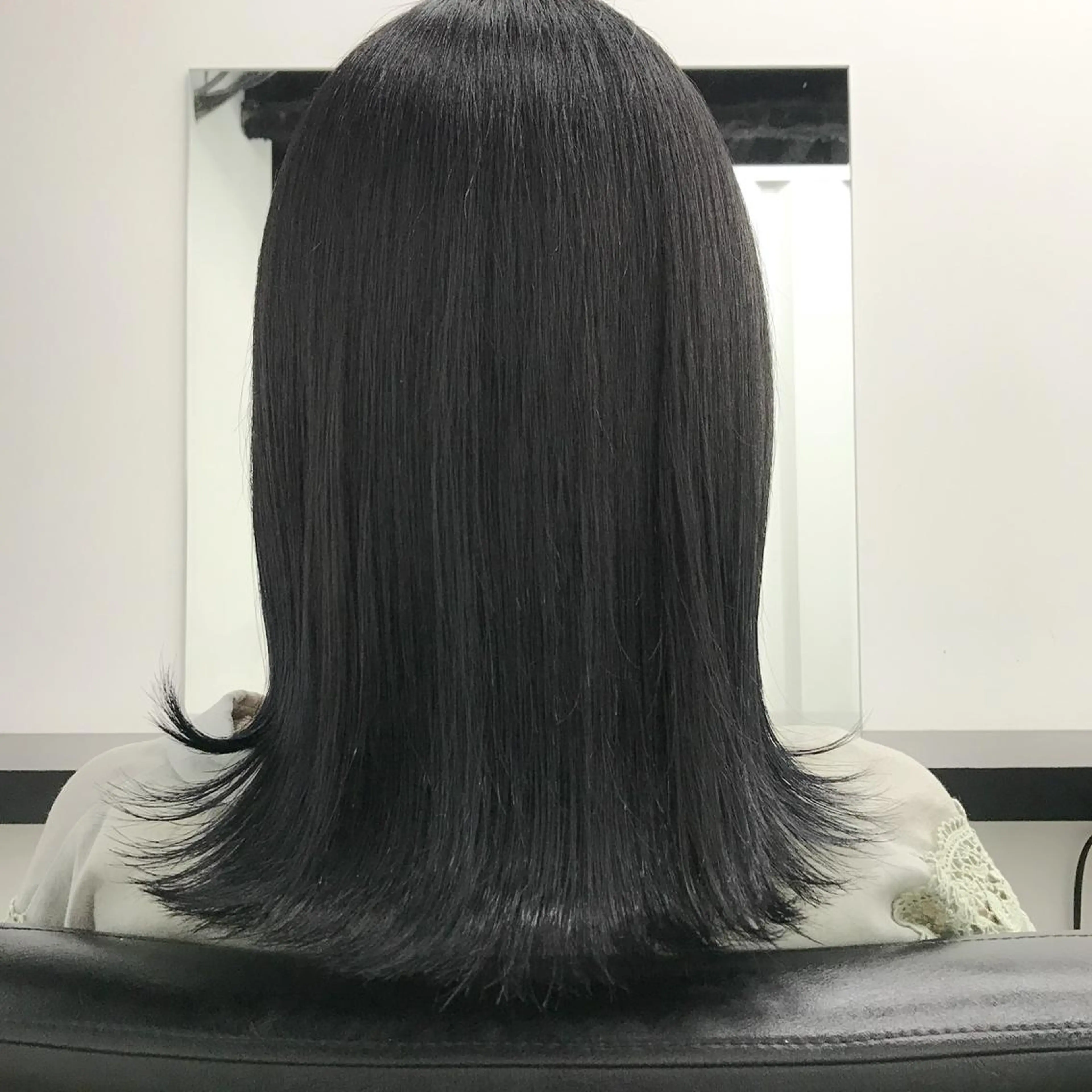 セミロング カラー 特別モデル価格 タカシマイッセイのヘアスタイル