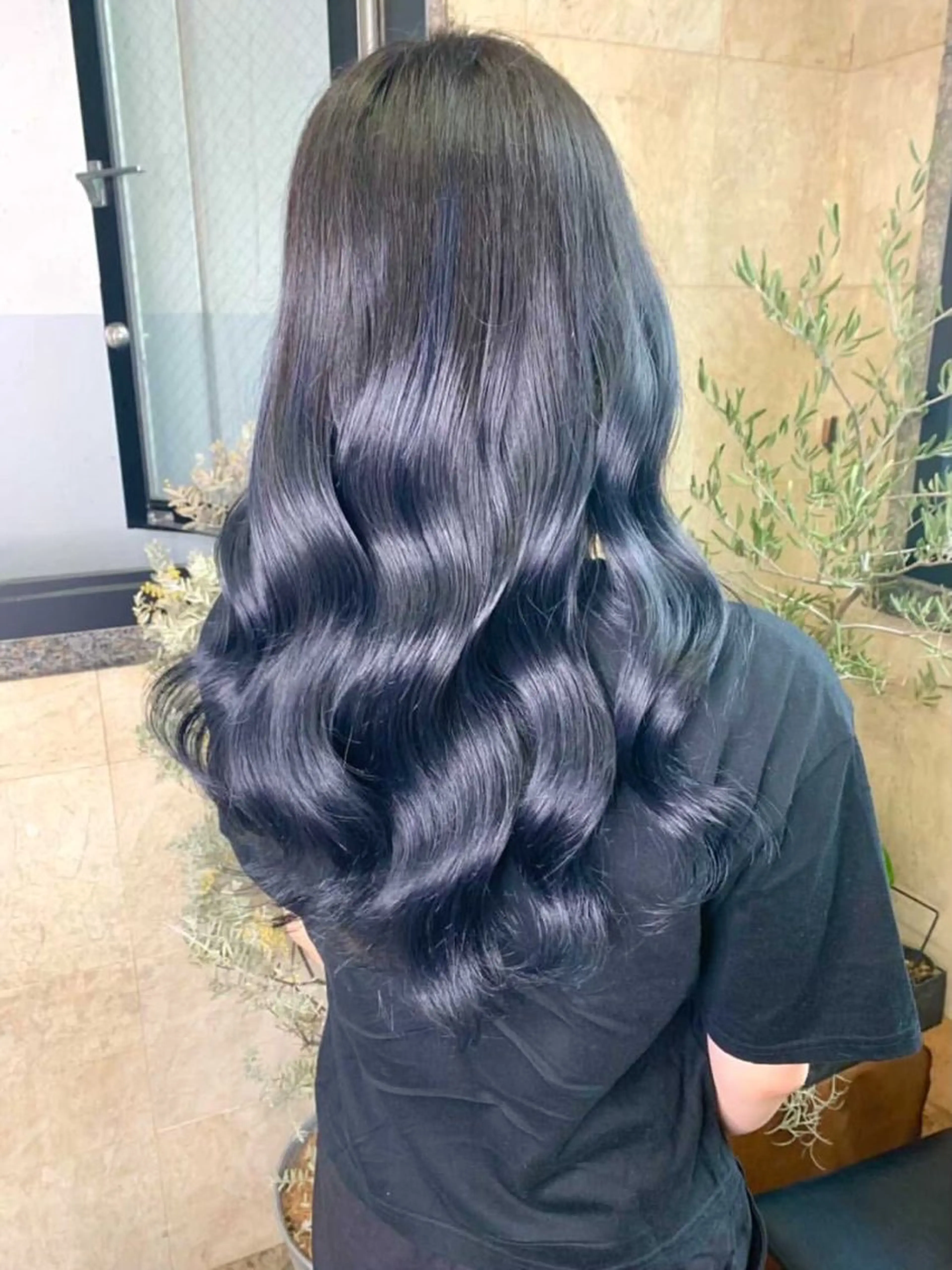 ロング カラー ラベンダーカラー MUSASHI ブリーチカラー◎のヘアスタイル