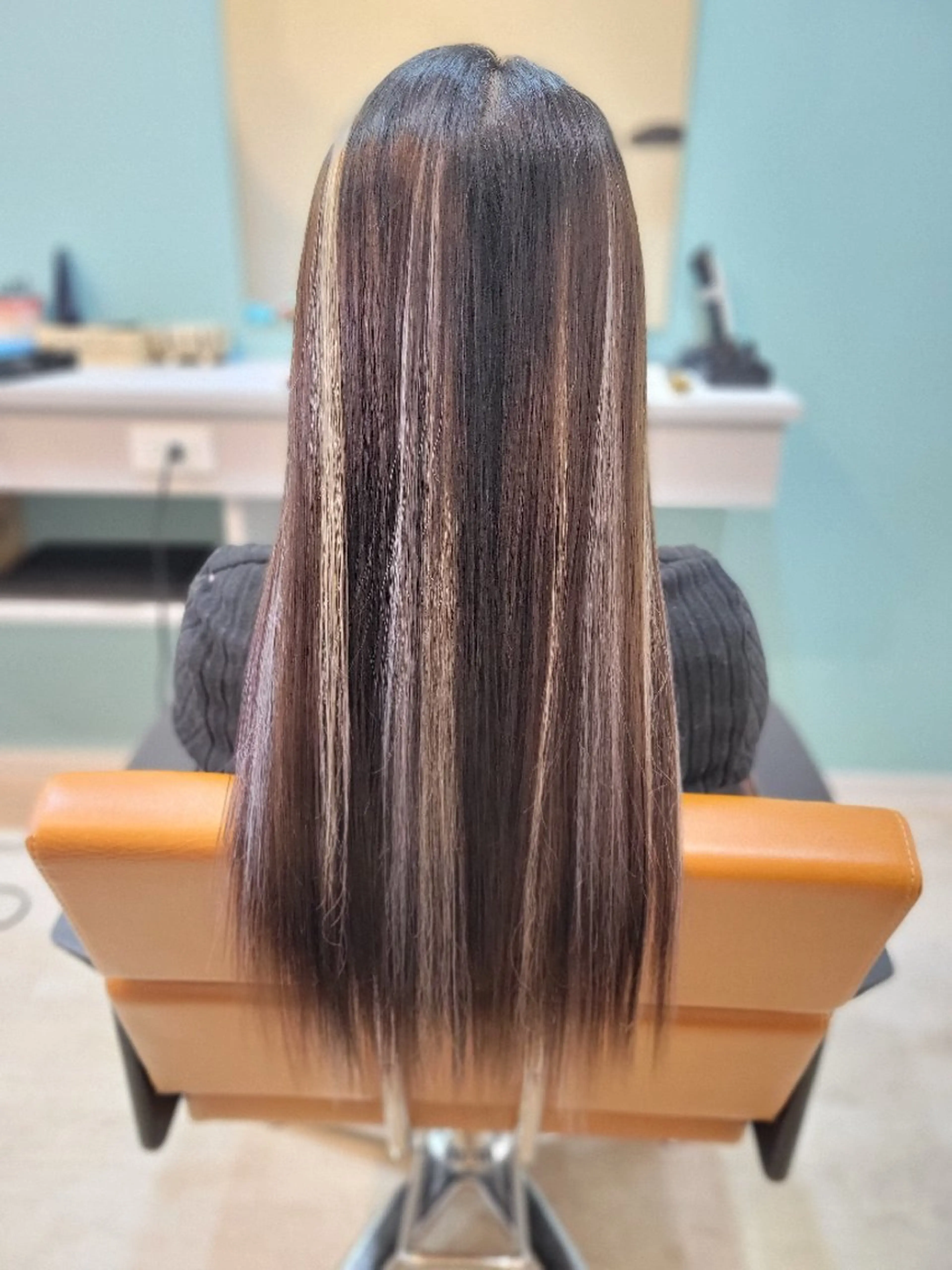 ロング キッズ シールエクステ エクステ ハイライト エクステ Hair Stylist MAFUYU所属・ハイライト/カラー ⭐中村真冬のヘアスタイル