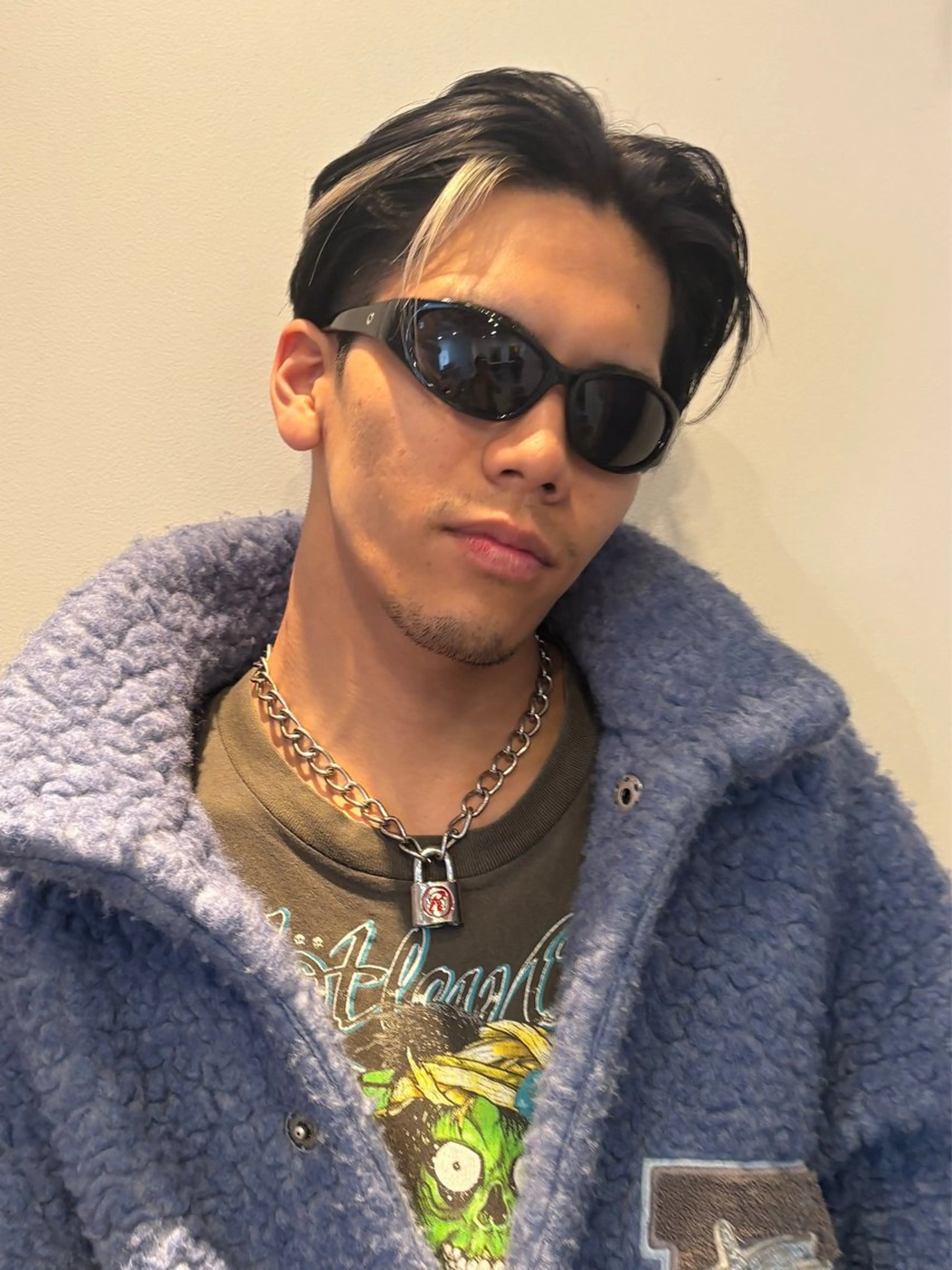 ショート カラー メンズ カット ヘアカラー トリートメント RIN／韓国ヘア レイヤーカットのヘアスタイル