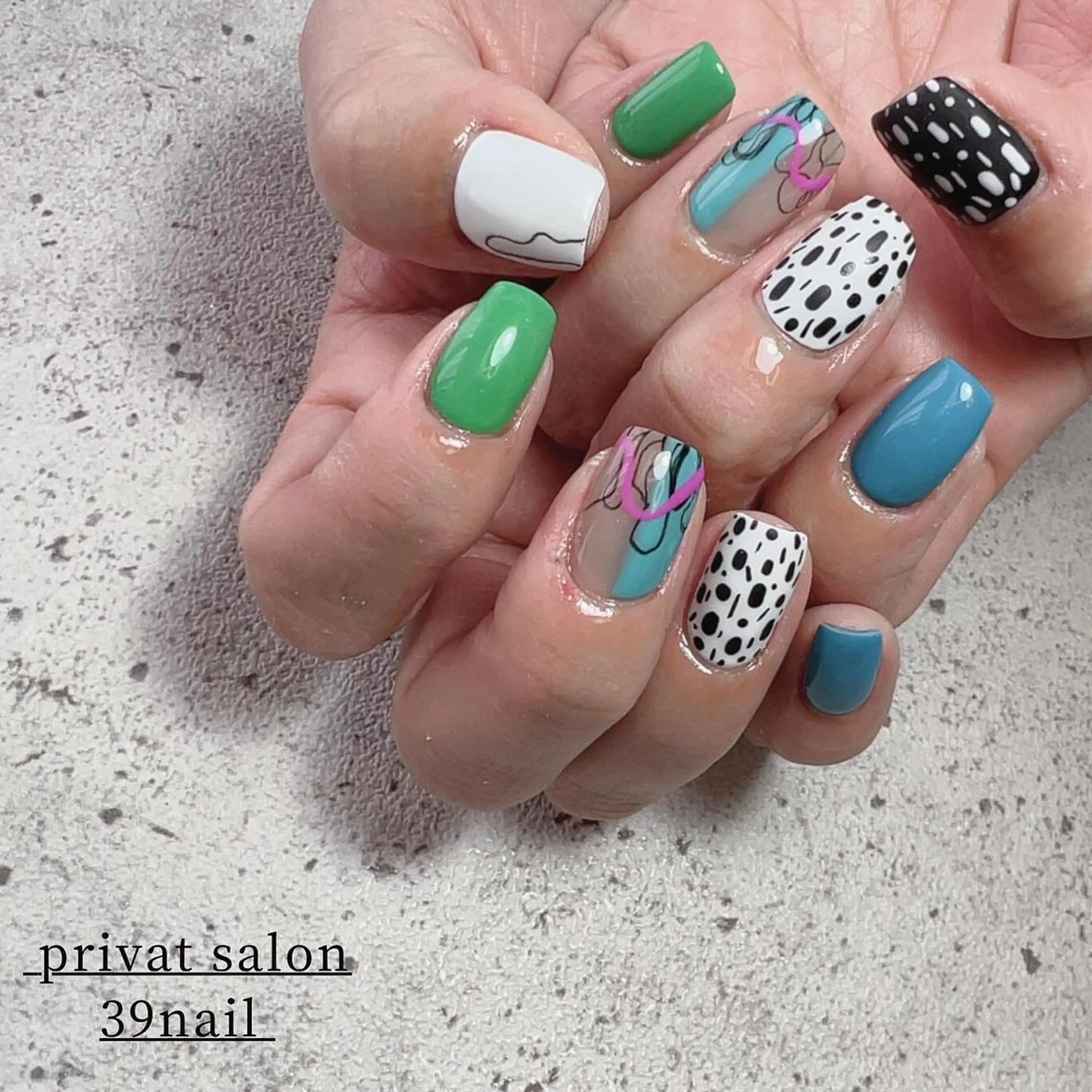 ミディアム ネイル フットネイル 京橋 【39nail】のネイルデザイン