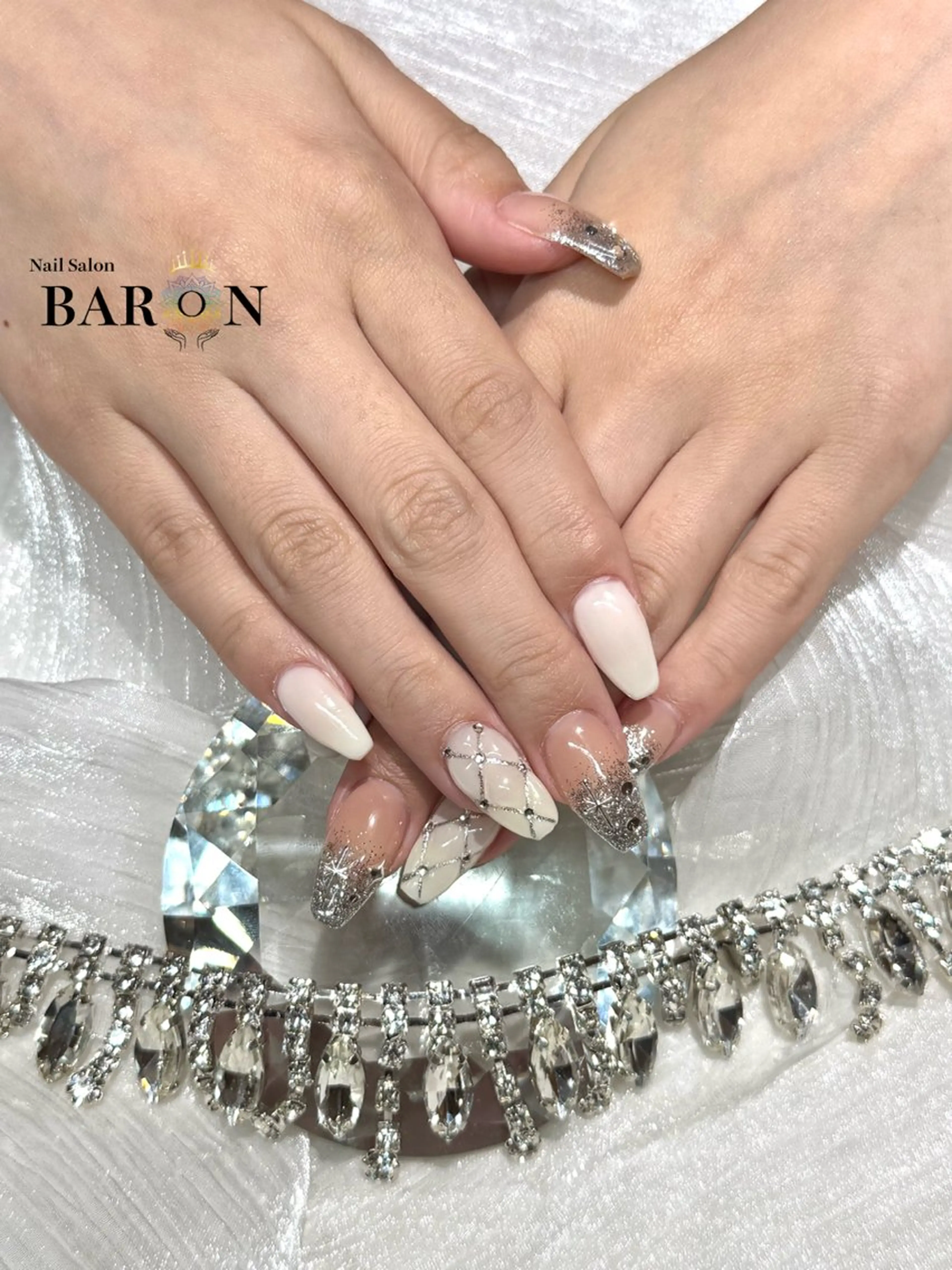 ネイル ハンドネイル BARON LISAのネイルデザイン