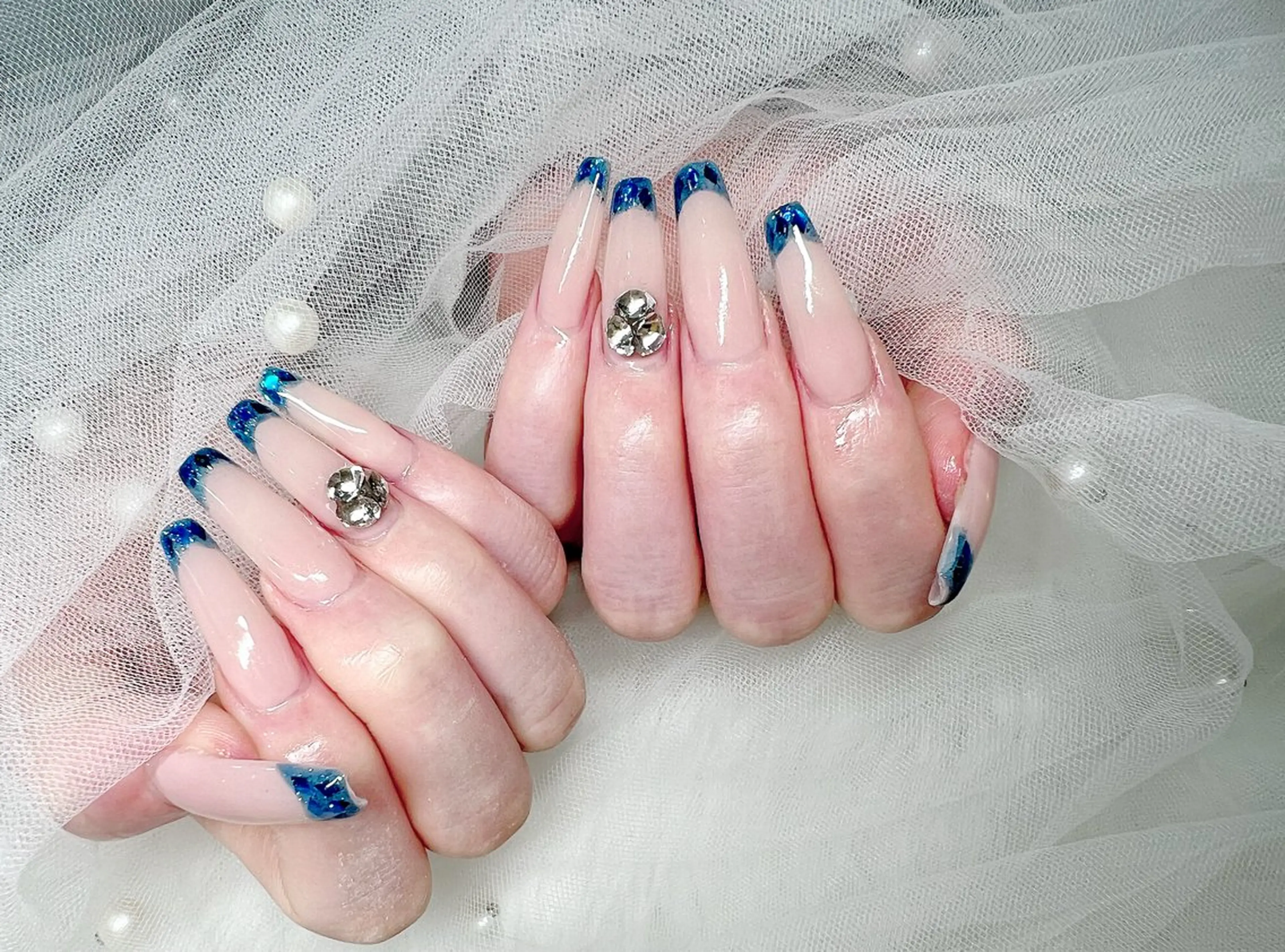 ネイル ガールネイルサロン所属・ガール　ネイルサロン 垣内　英里のネイルデザイン