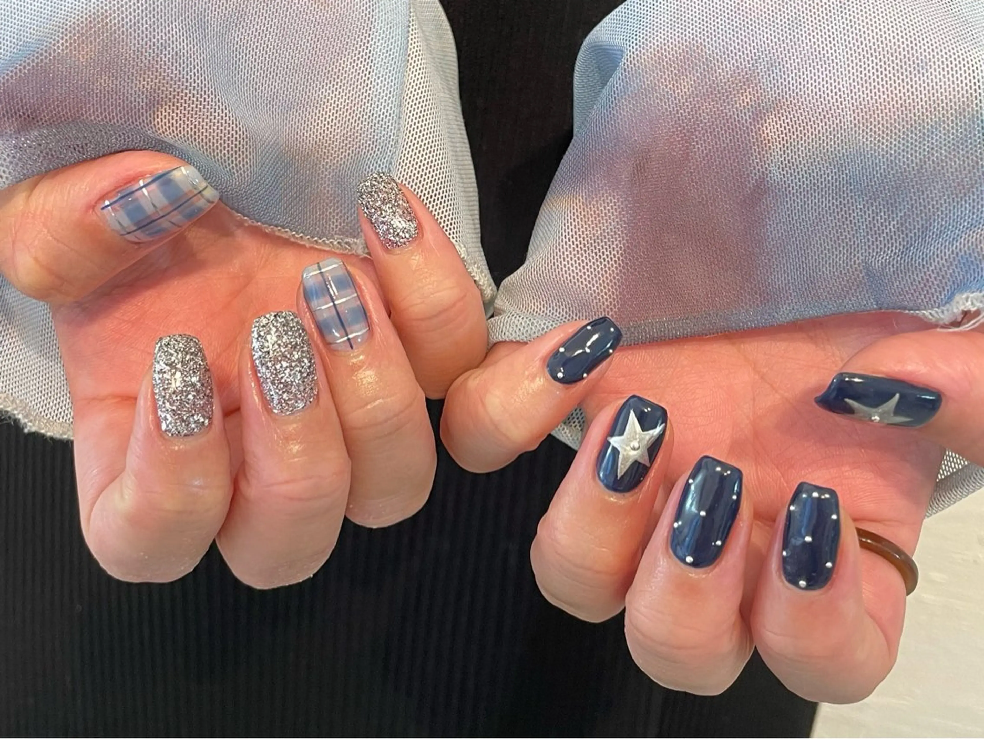 ネイル フレンチネイル ジェルネイル ガーリー ハート ホログラムネイル nailist. sayaのネイルデザイン