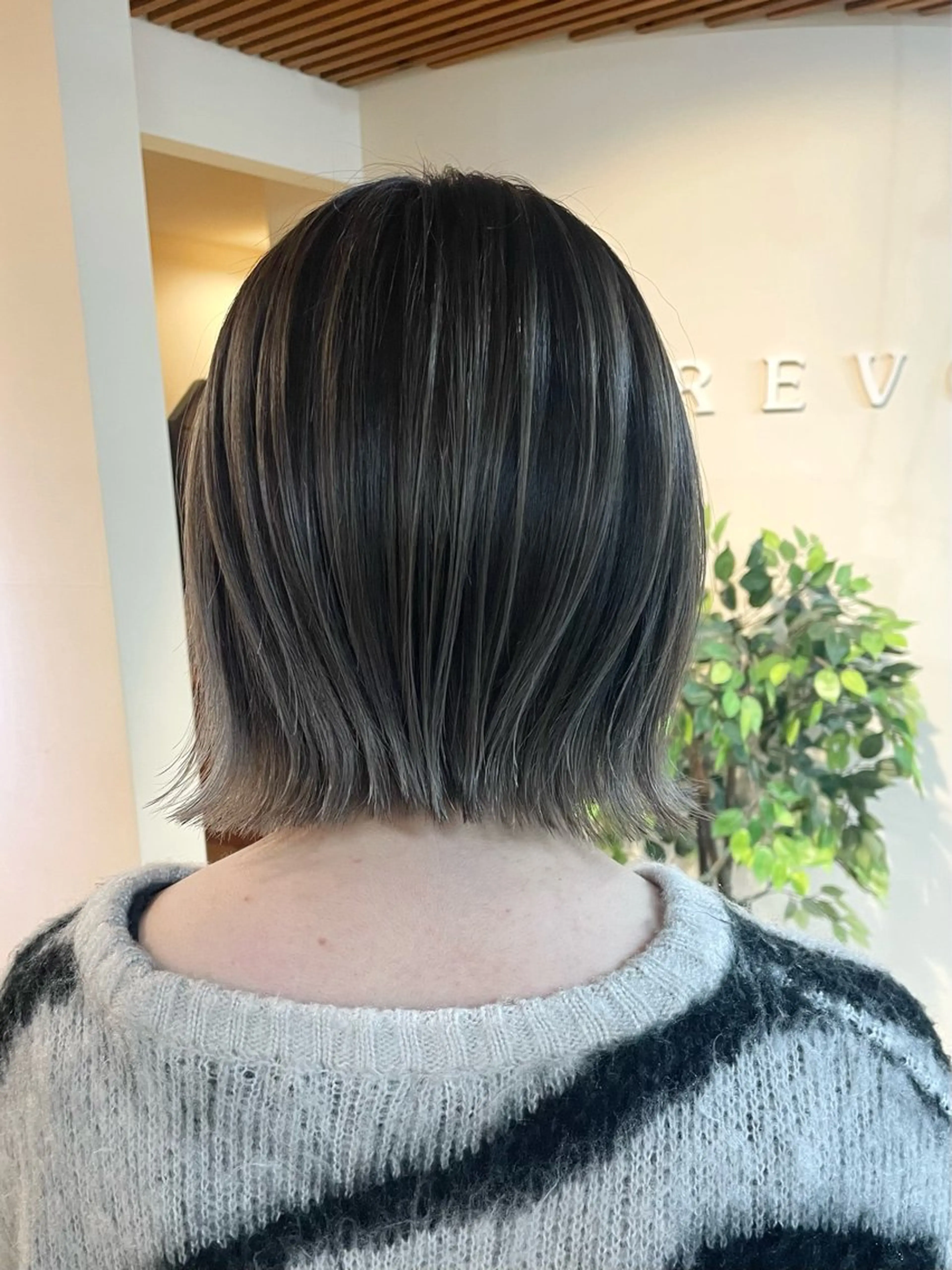 ショート レイヤーカット 宮本 いぶきのヘアスタイル