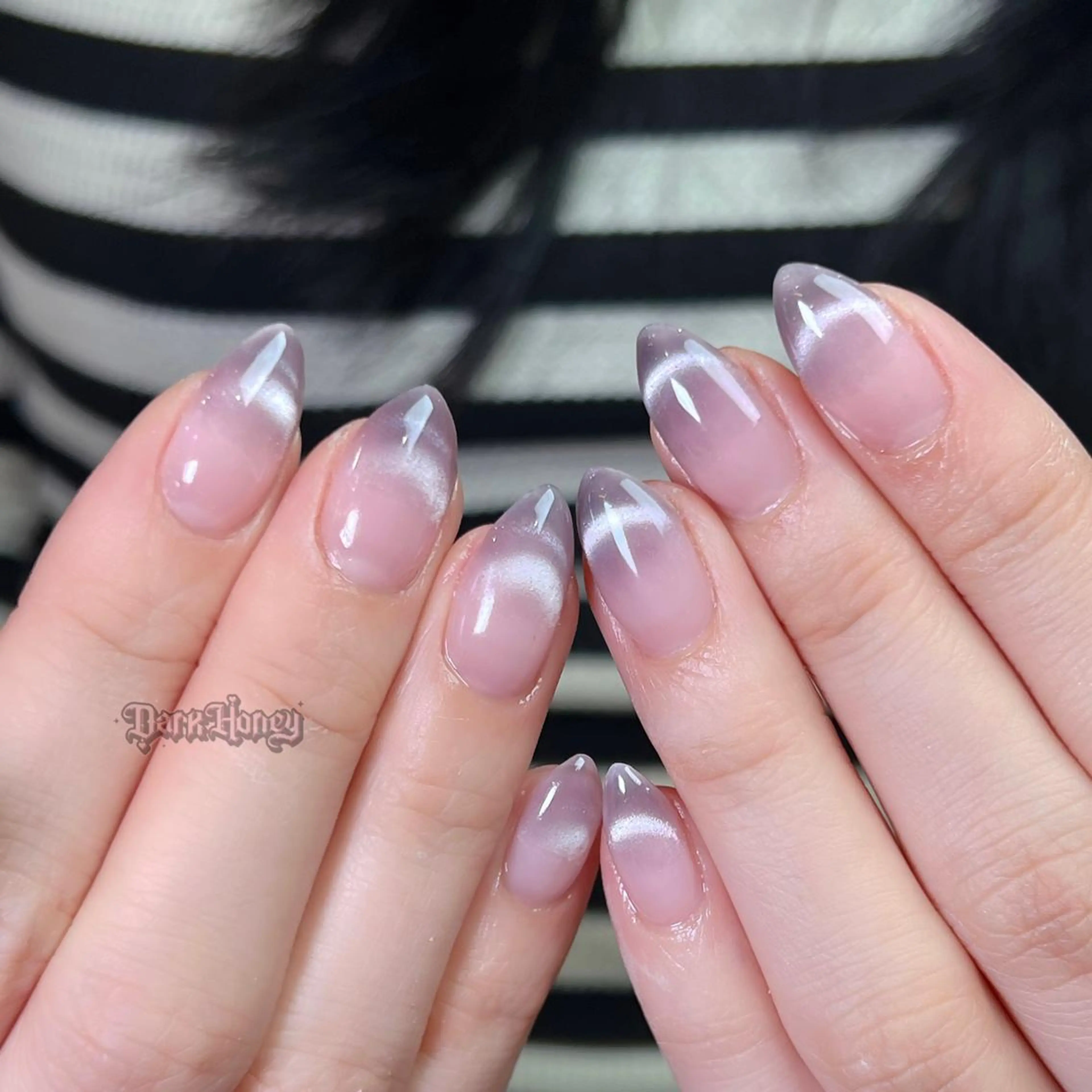 ネイル Dark Honey nozomiのネイルデザイン