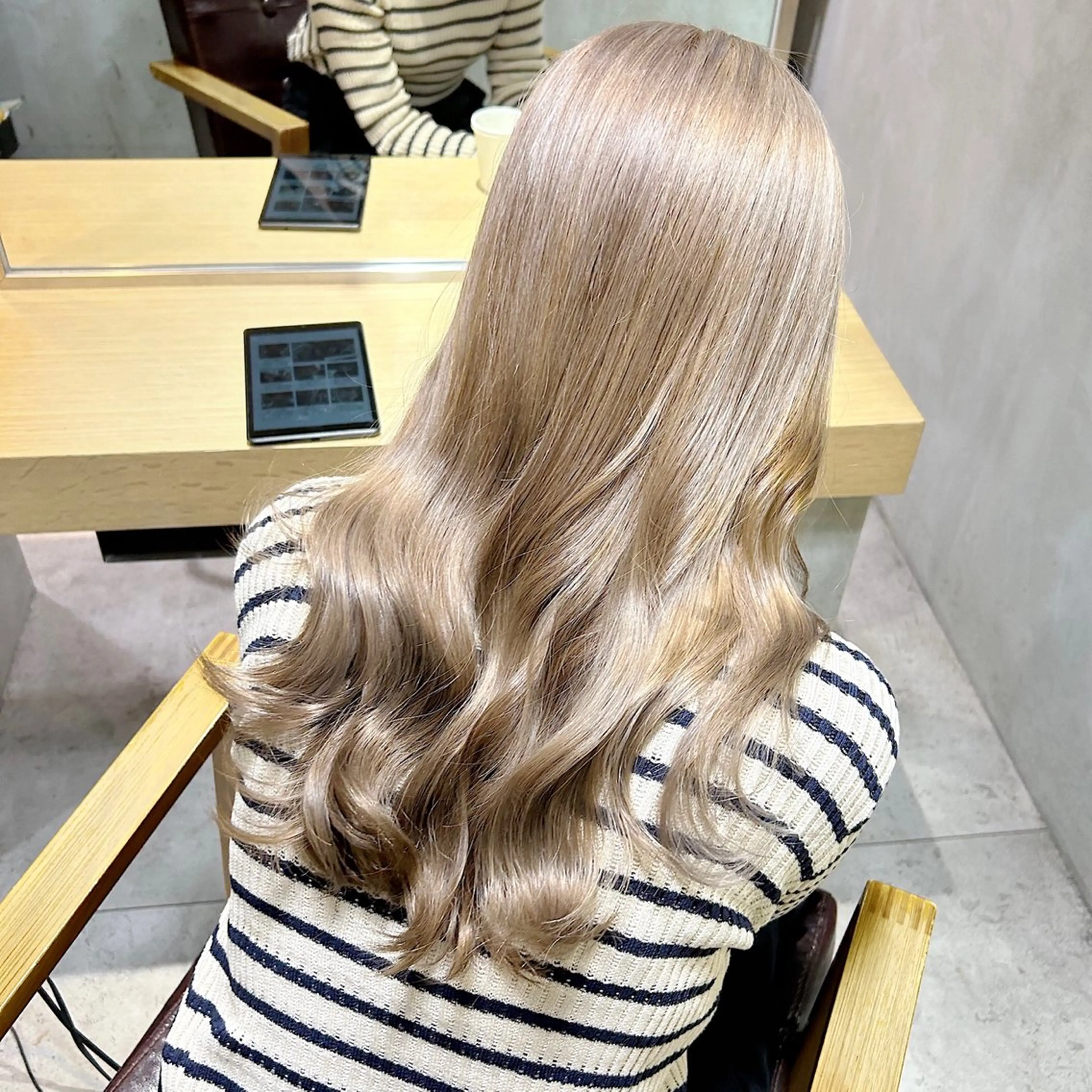 レディースカット＋1ケアブリーチカラー＋ナノバブルシャンプー🫧の写真