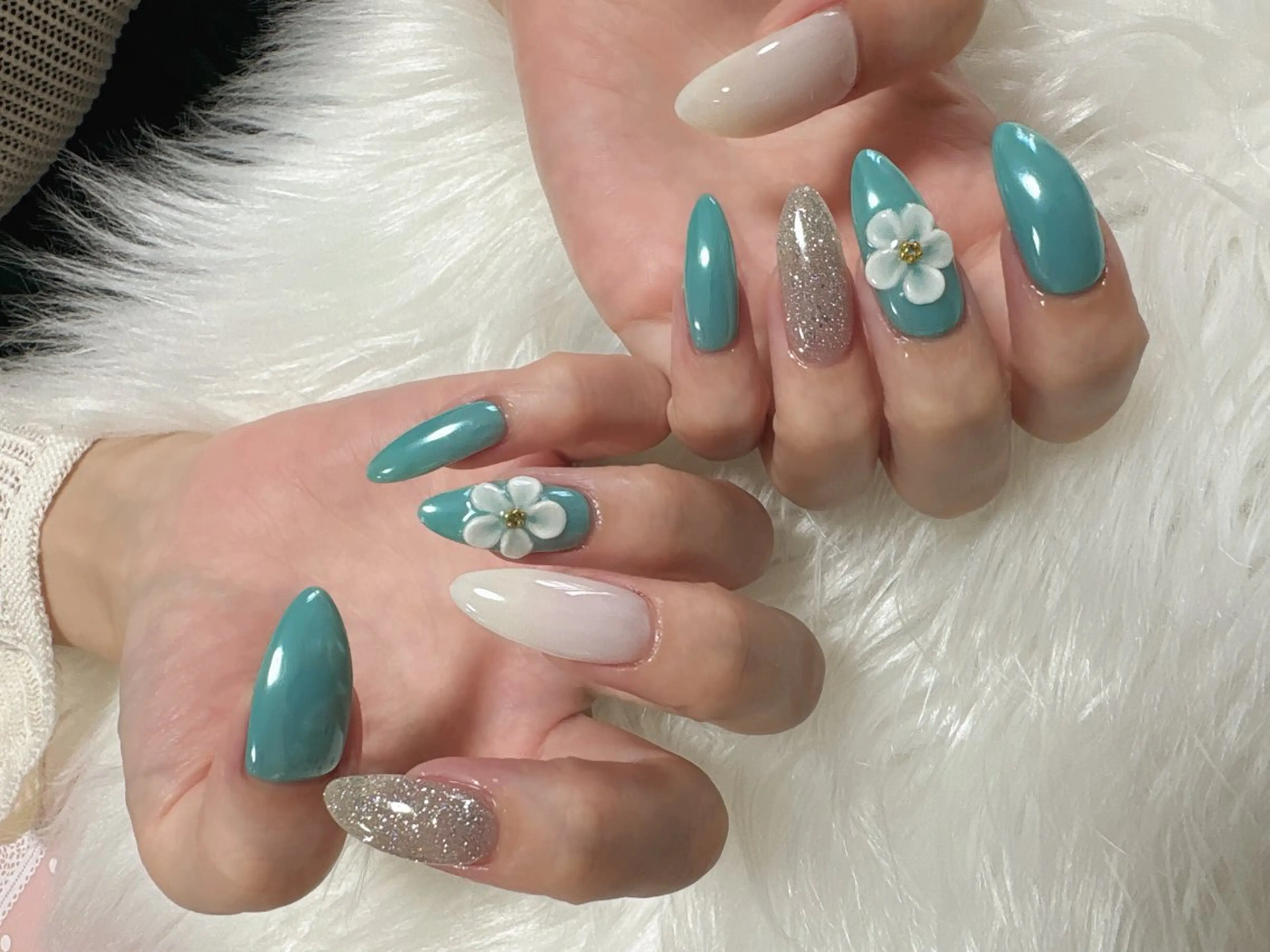 ネイル ハンドネイル 💅ネイルハウス🏡 🎀TOMO🎀のネイルデザイン