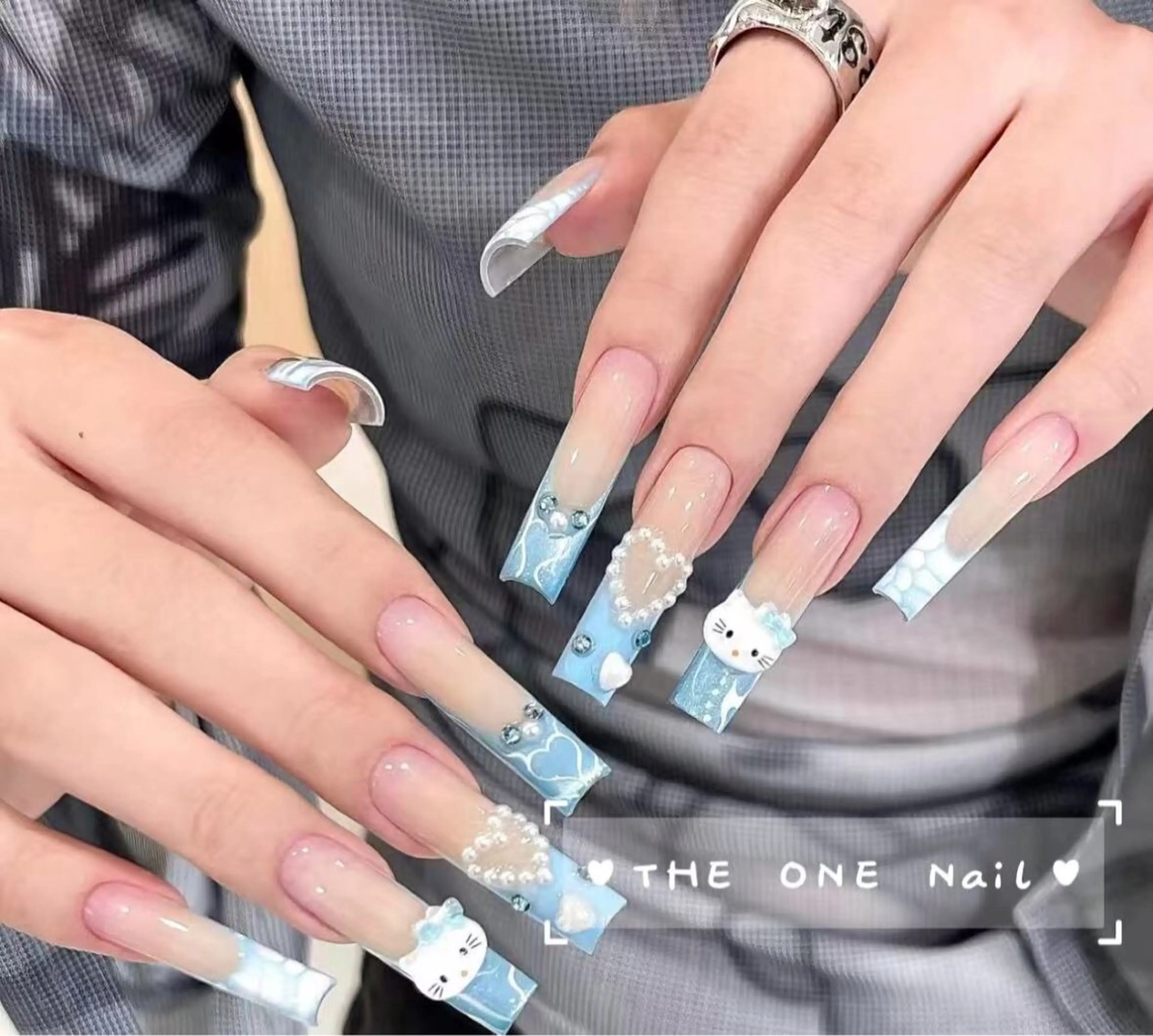 ネイル THE ONE 杉山のネイルデザイン