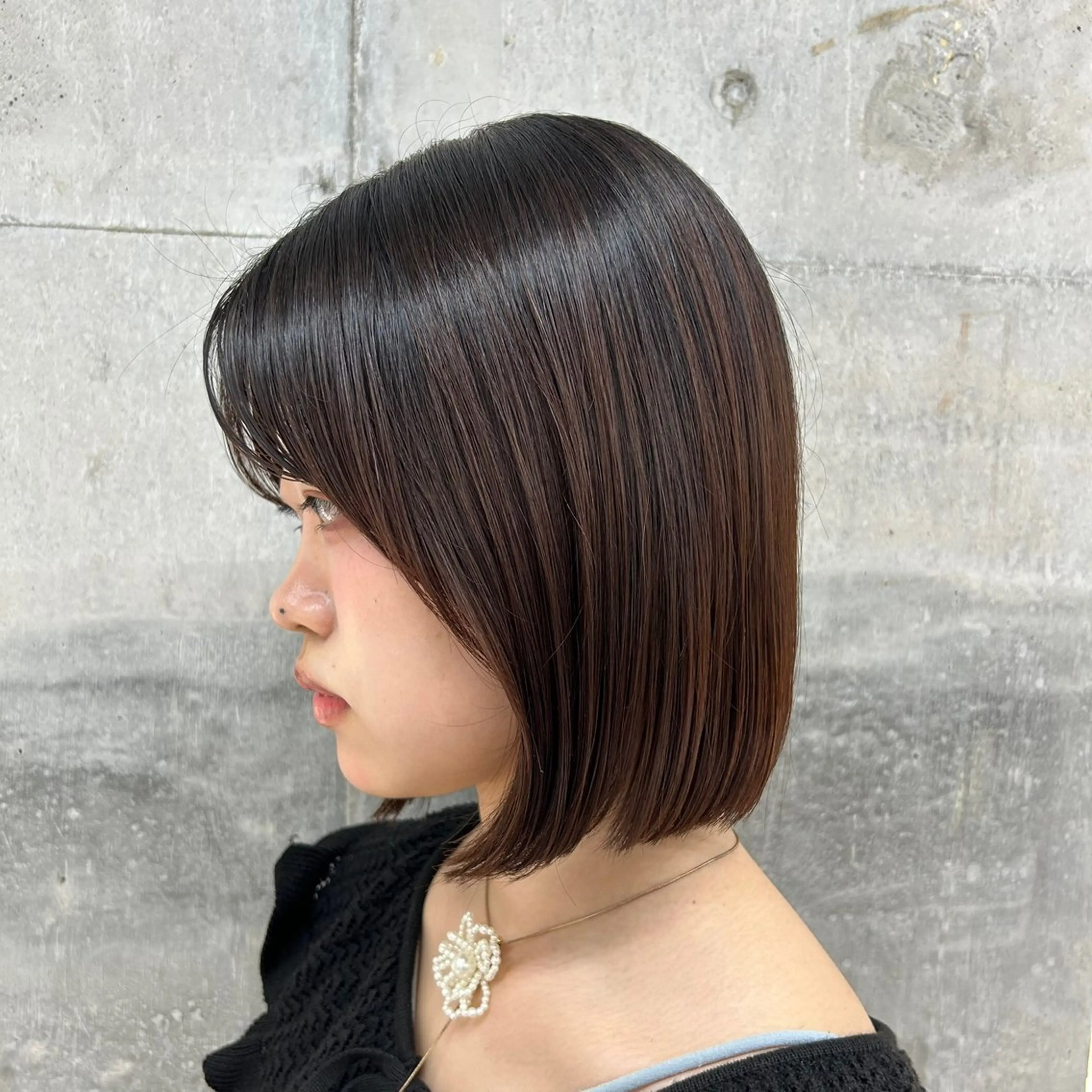 ミディアム 切りっぱなしボブ ボブレイヤー アッシュ アッシュブラウン ボブ ボブ/髪質改善 jionのヘアスタイル