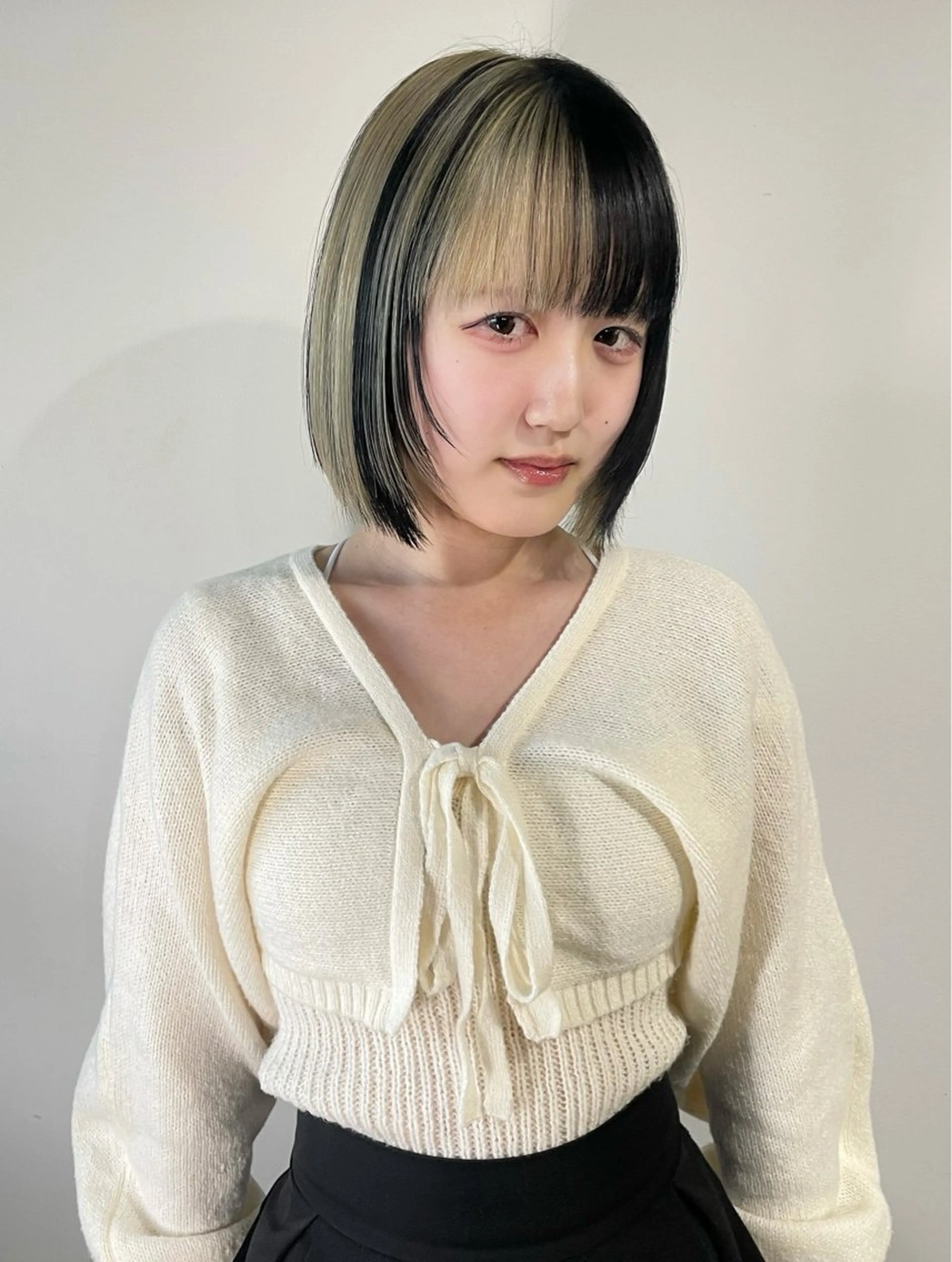 ショート カラー ヘアカラー カットモデル/ ハイトーン/ゆうあのヘアスタイル