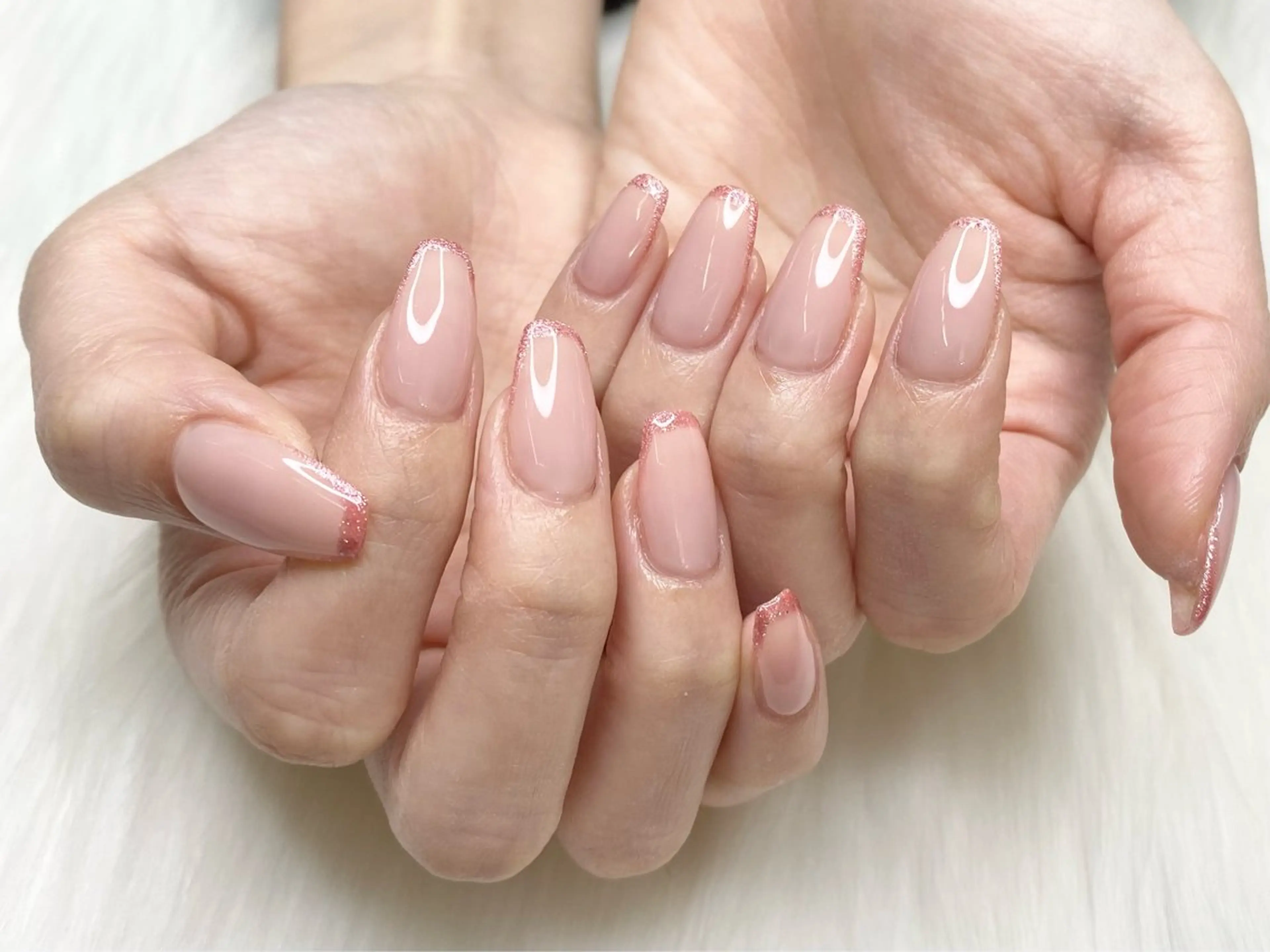 ネイル アイズ渋谷店所属・アイズ~is~渋谷店 hiyo🐈‍⬛のネイルデザイン