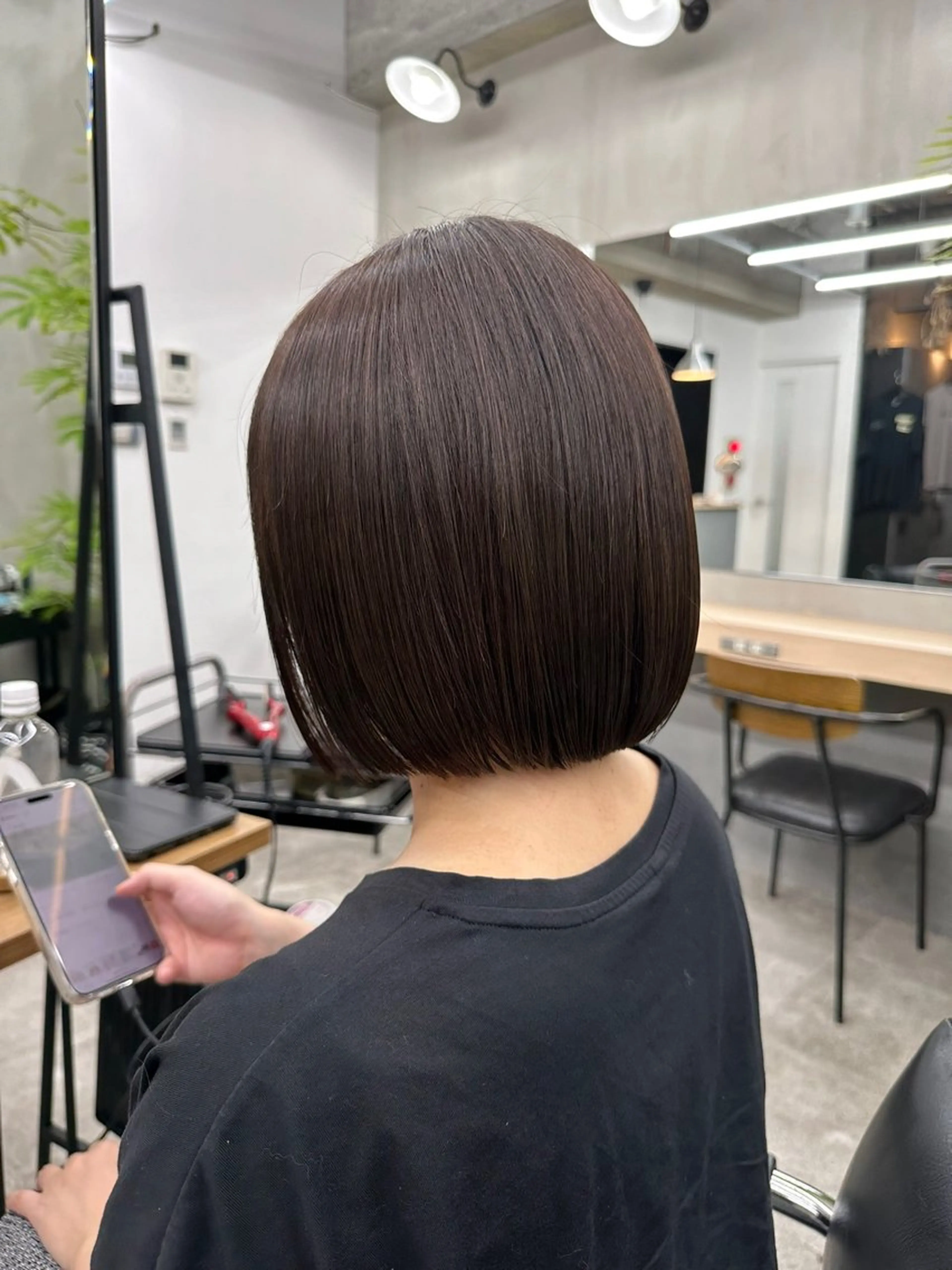 ショート カット ヘアカラー 切りっぱなしボブ/ 小顔ボブNANAのヘアスタイル