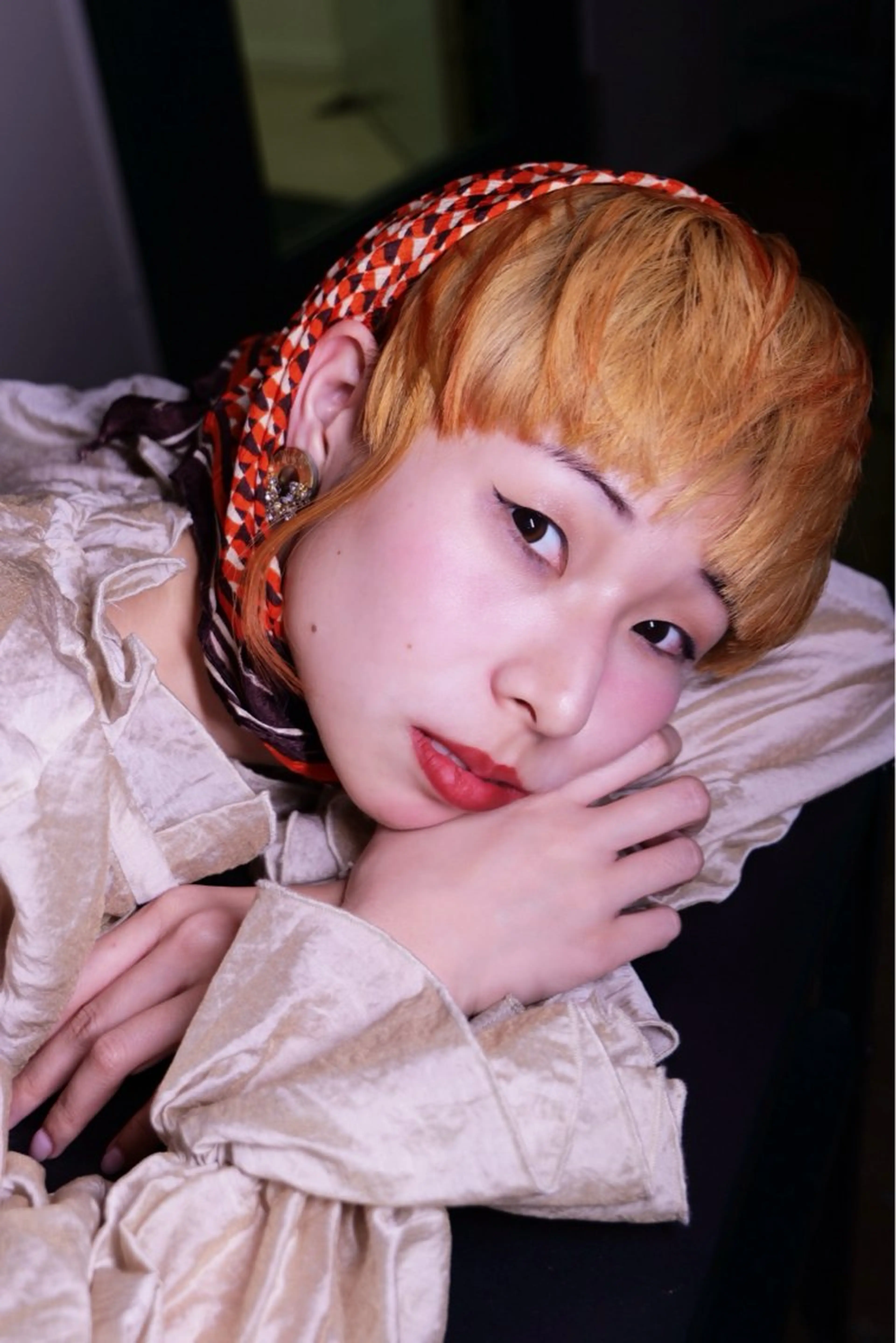 ショート カラー ブリーチ 𝙱𝙻𝙴𝙽 𝚋𝚢 𝚍𝚘𝚝.所属・🤍BLEN 窓🤍のヘアスタイル