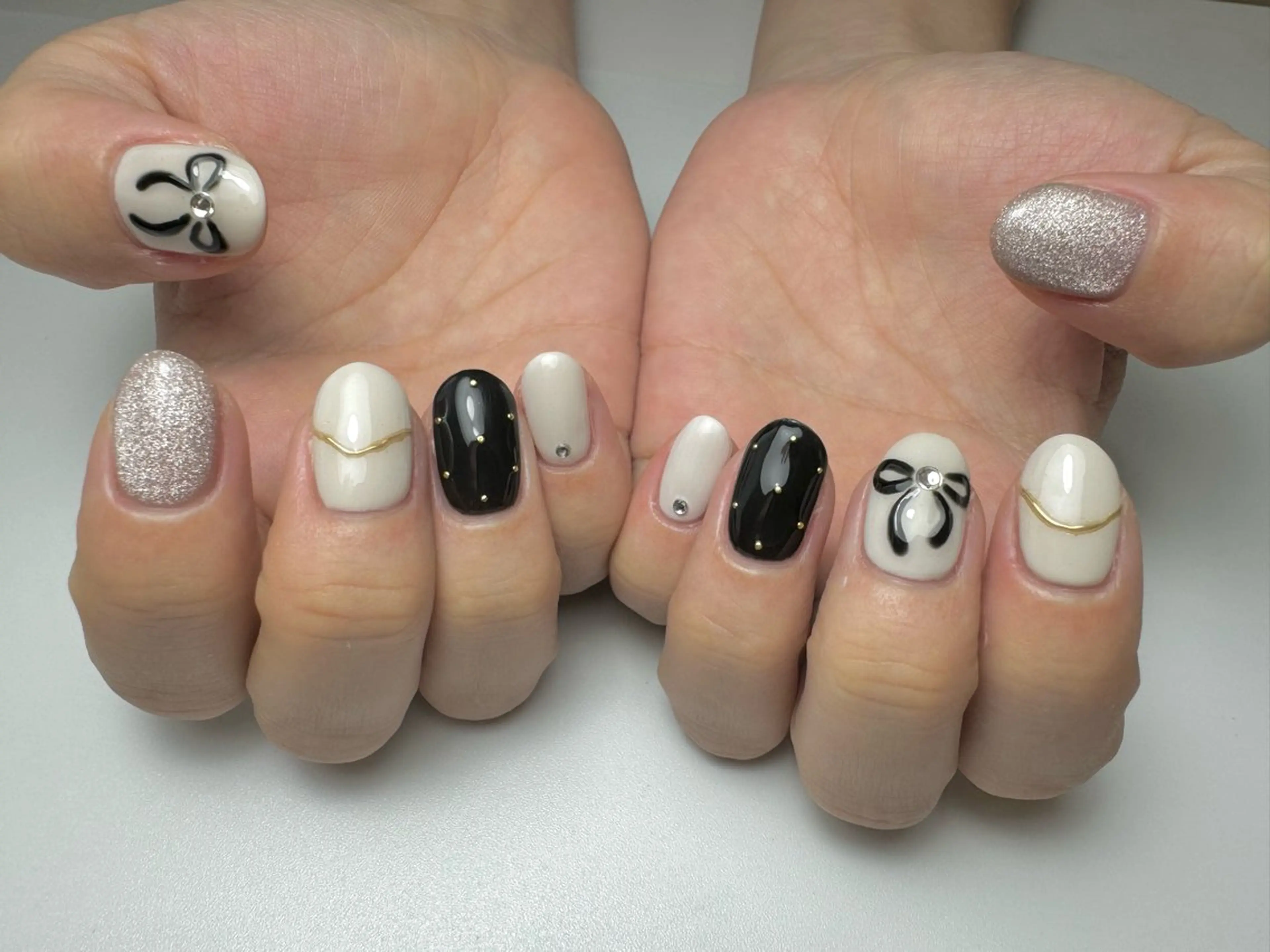 ネイル リボン ハンドネイル 白日-hakubi nail-のネイルデザイン