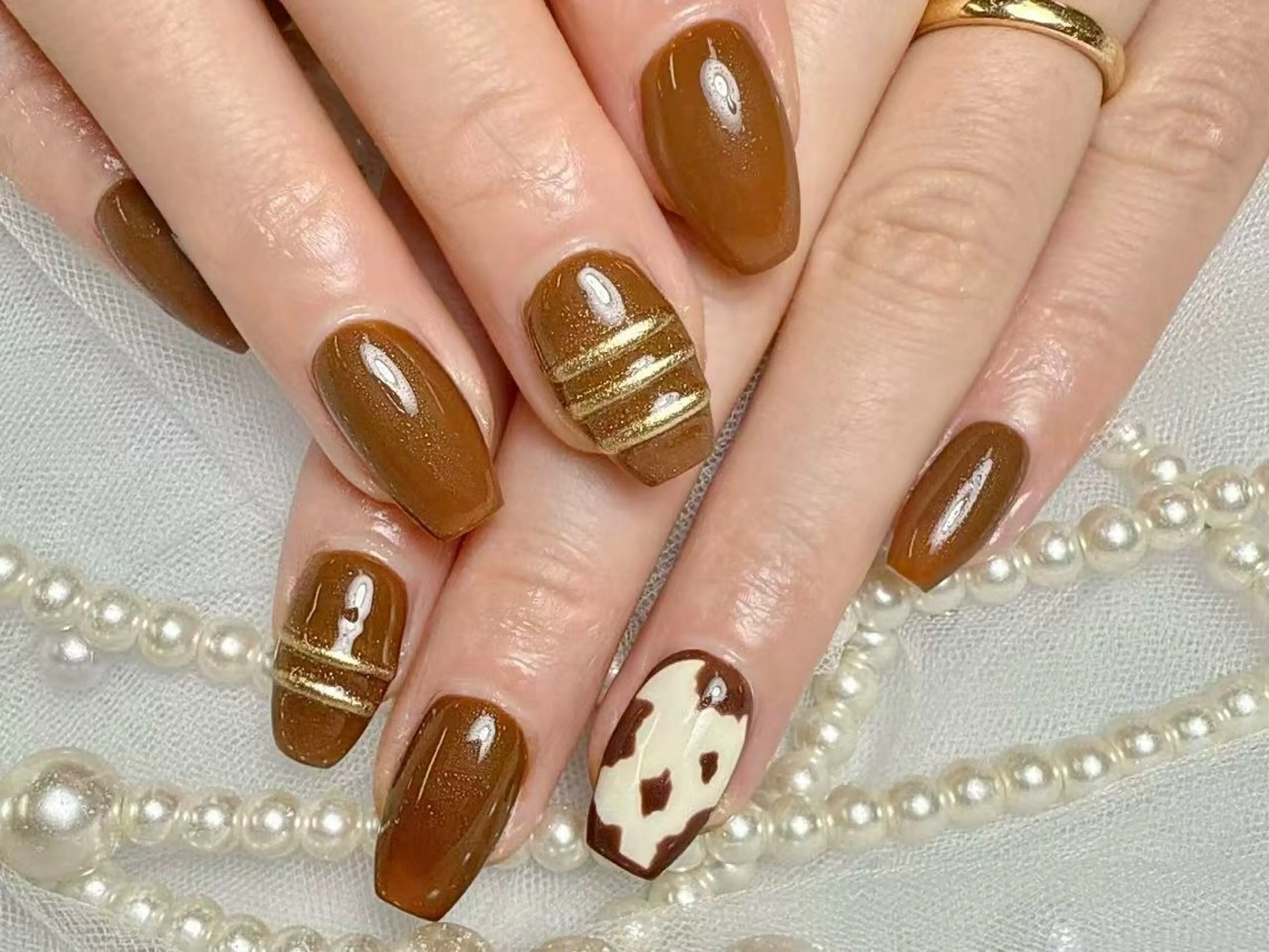 ネイル ジェルネイル 韓国ネイル マグネットネイル 持ち込み ワンカラーネイル ハンドネイル ハンドケア R1🎀Nail💕 池袋東口店のネイルデザイン