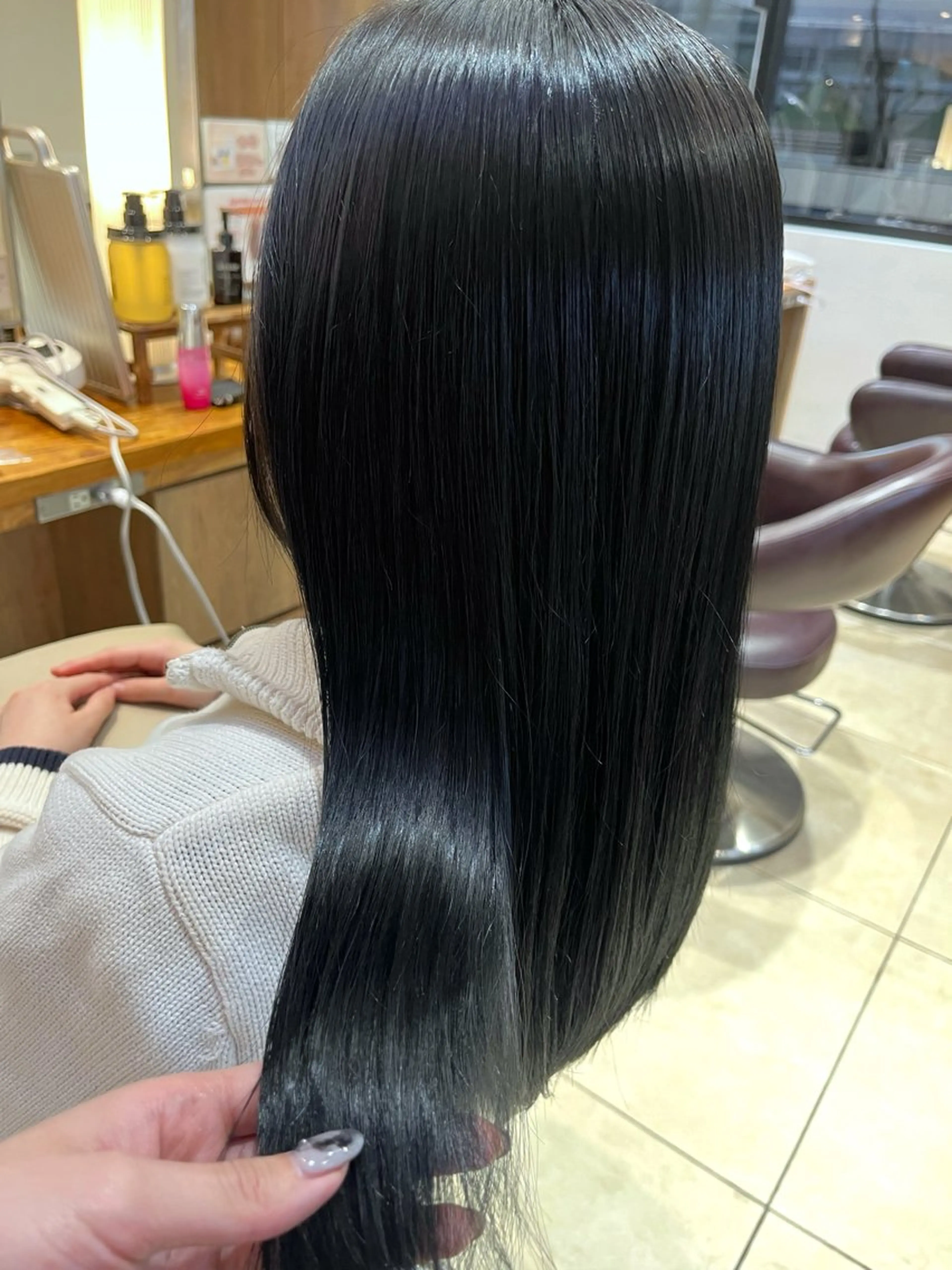 セミロング カラー カット ヘアカラー 奥山 沙季(大井町)のヘアスタイル