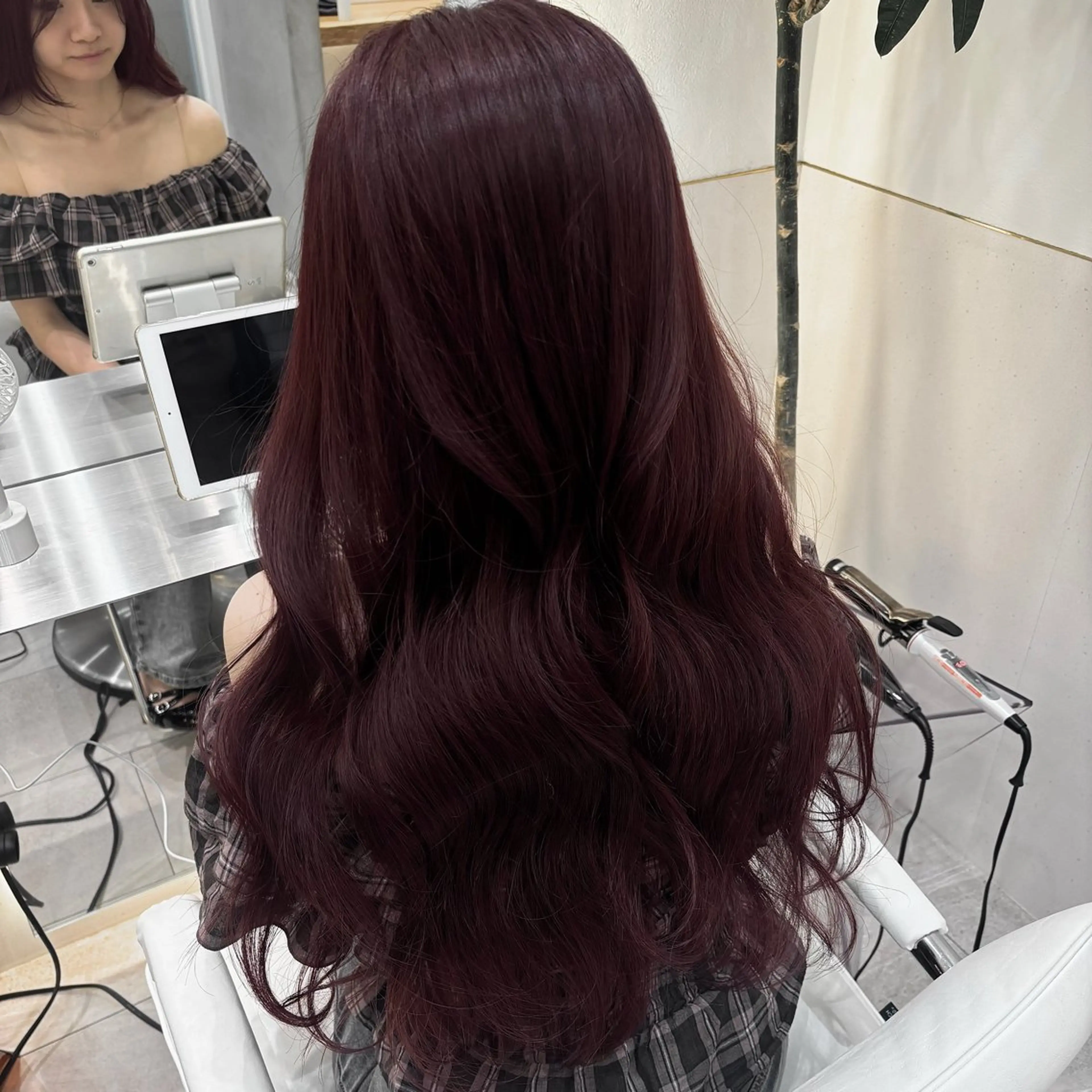 🇨🇳【暖色カラー】𝐰𝐢𝐧𝐞 𝐫𝐞𝐝（one color）➕韓国式超音波treatment】❤️🐼の写真