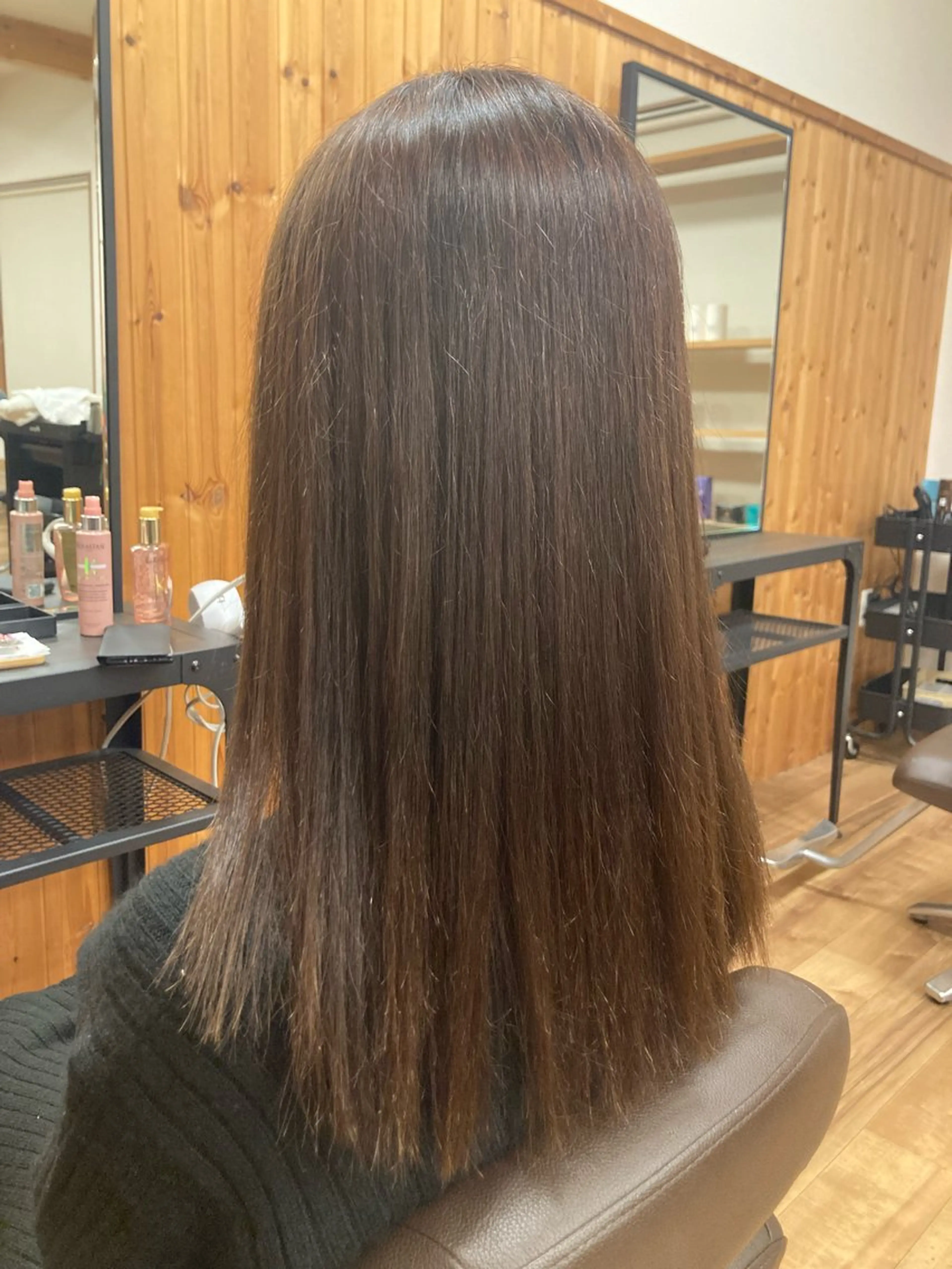 セミロング 縮毛矯正 トリートメント hair salon rita 野々市所属・中野 幹也のヘアスタイル