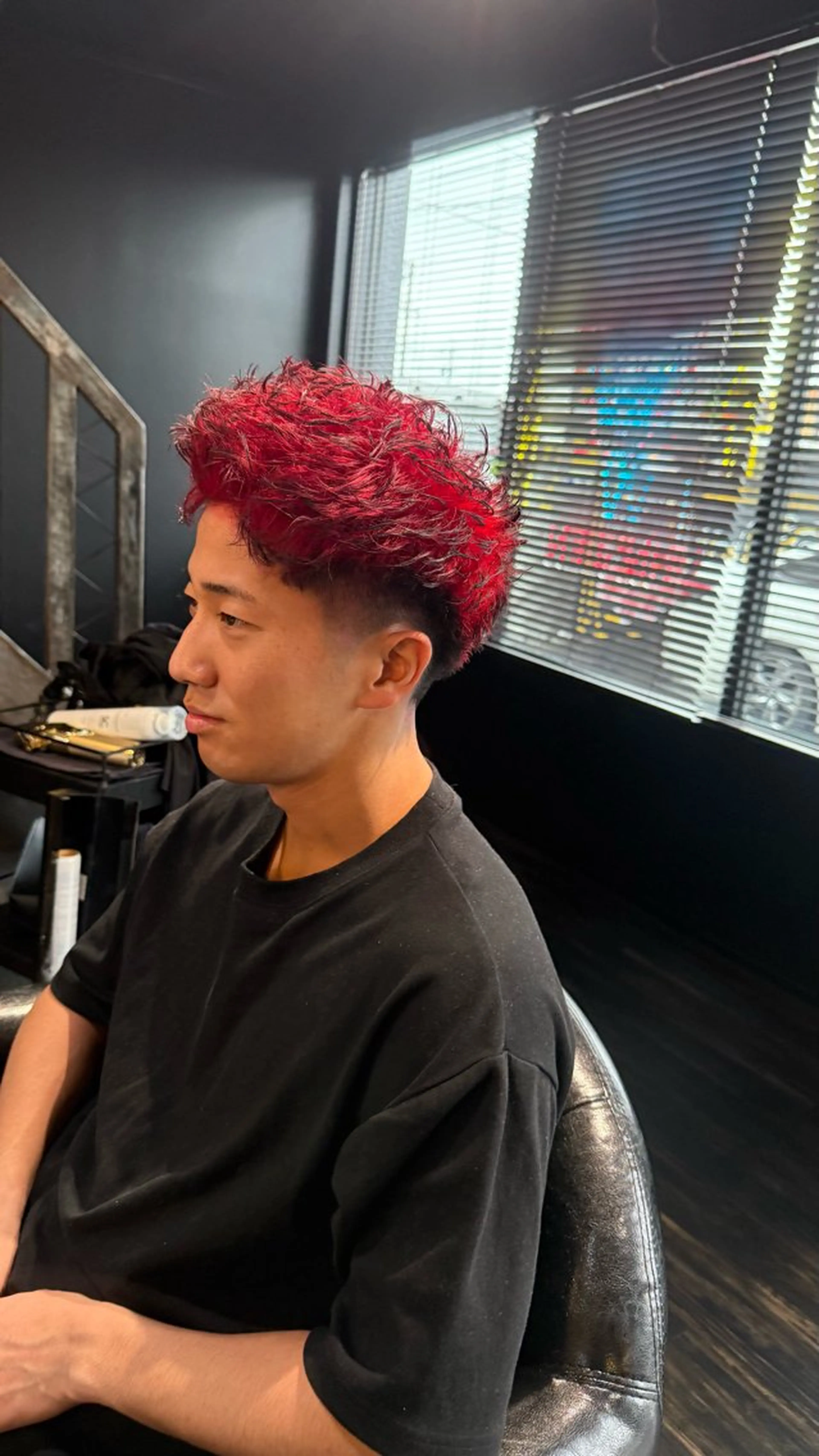 メンズ ヘアカラー Bernie boyのヘアスタイル