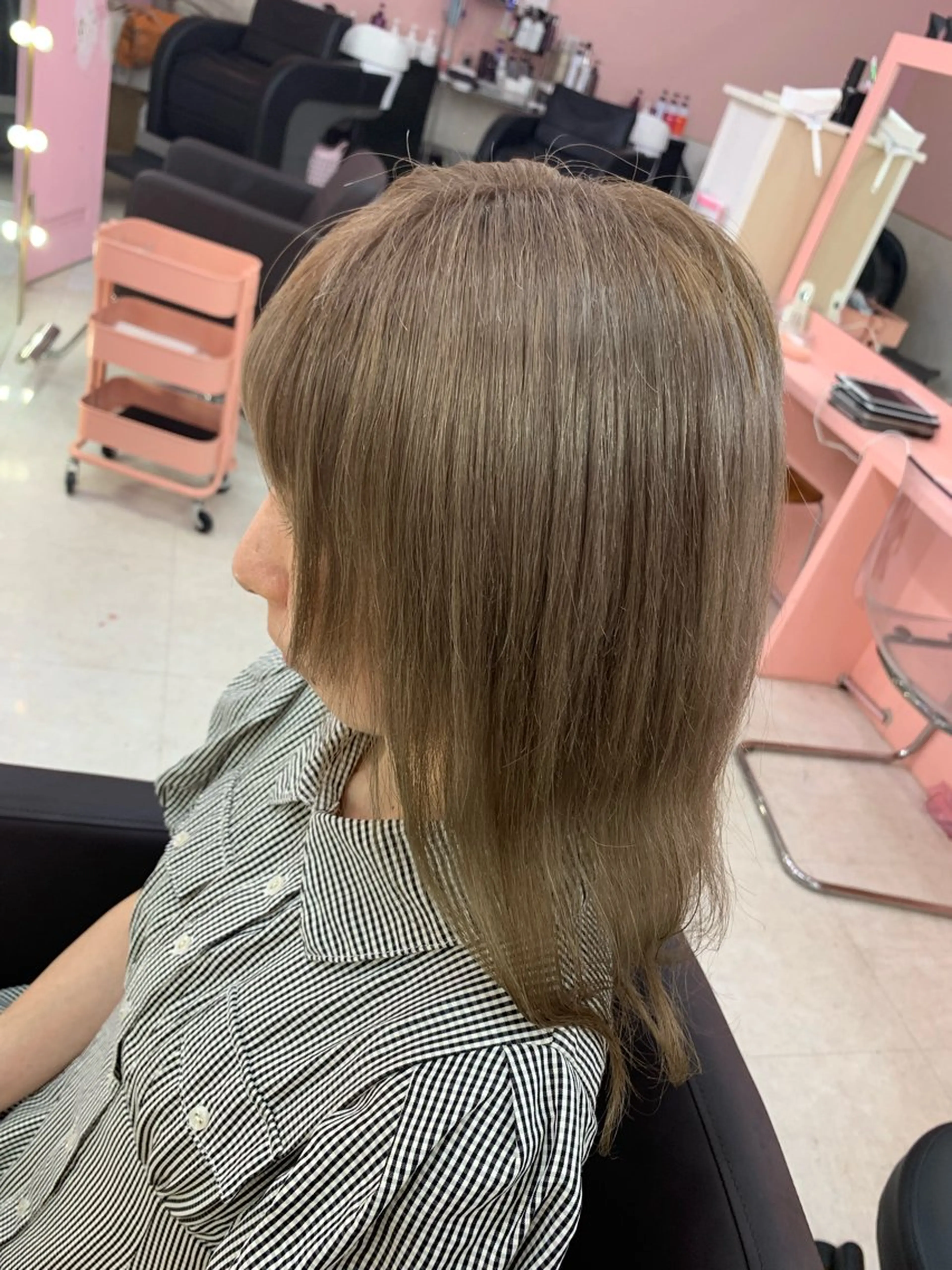 セミロング カラー カット ヘアカラー トリートメント アイドル級girly 🎀Ramu🎀のヘアスタイル