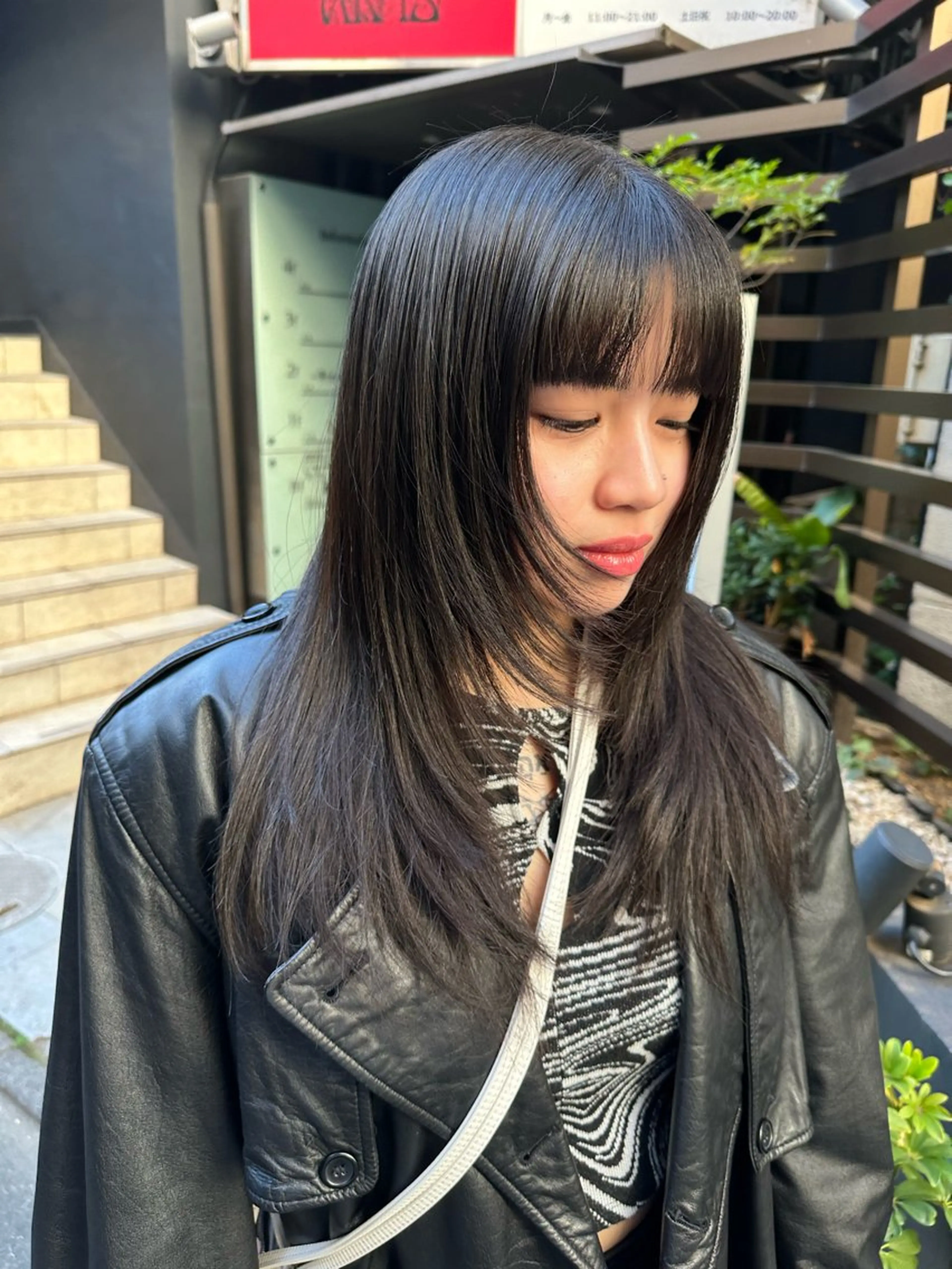 セミロング カット VOICE所属・MIRI MIRIのヘアスタイル