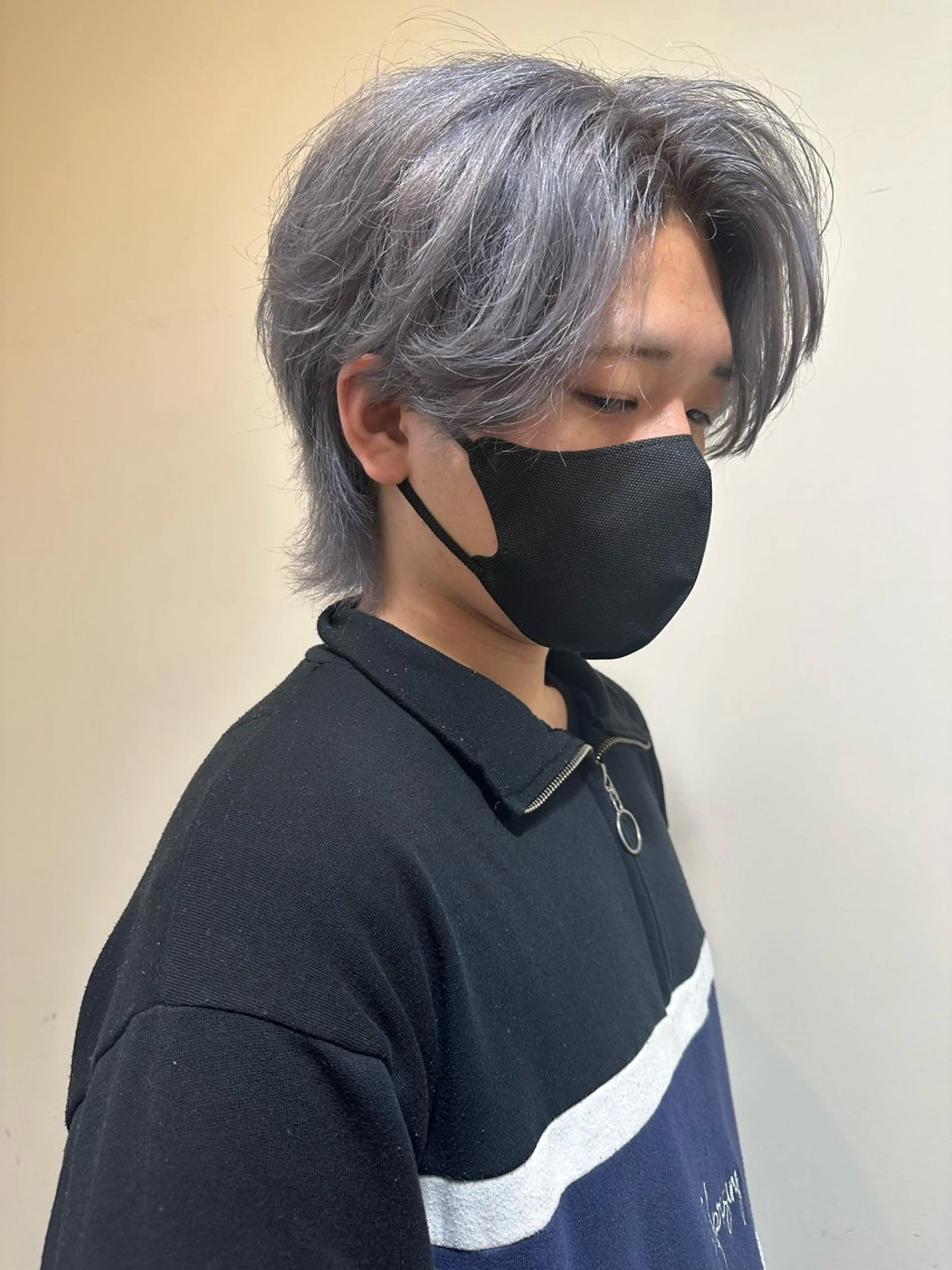 ⭐️ミニモ限定価格⭐️メンズ　カット➕ブリーチカラーの写真