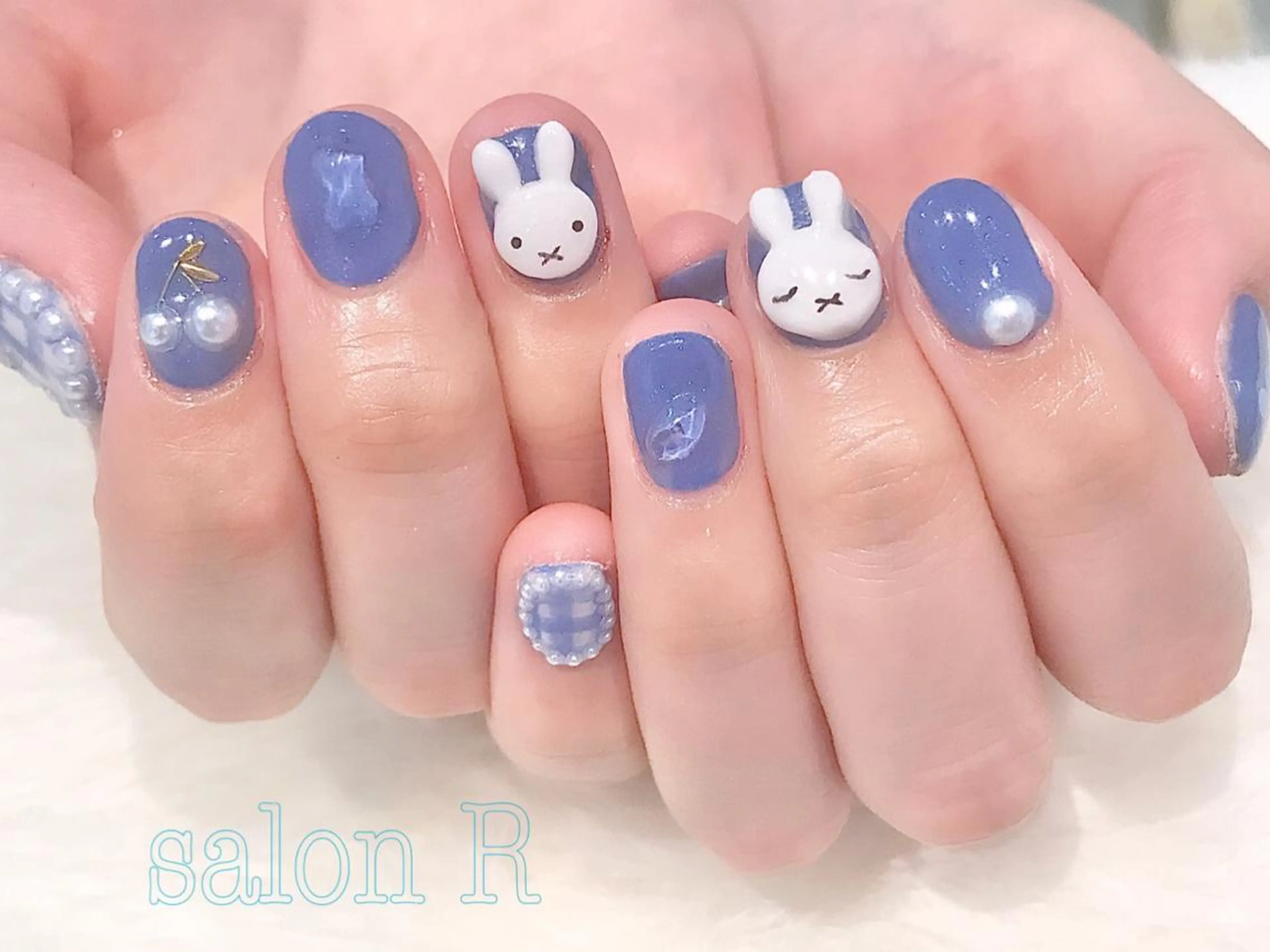 ネイル ハンドネイル Re Pearl～コーディネートサロン～ 市駅前店所属・NARUMI HYODOのネイルデザイン