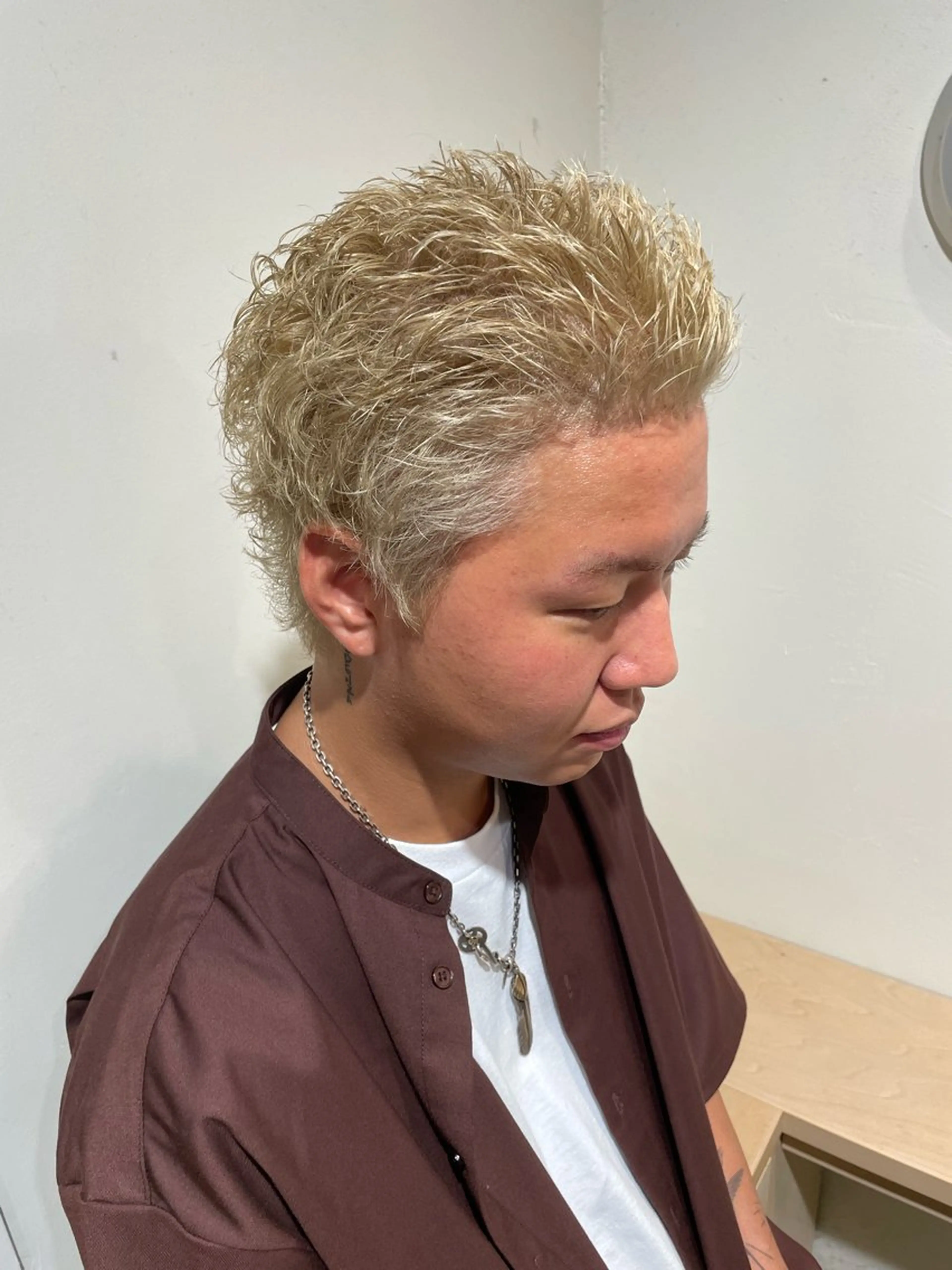 カラー メンズ ベージュカラー ホワイトベージュ Le'a所属・渋谷/フェード/ 國分 翔のヘアスタイル