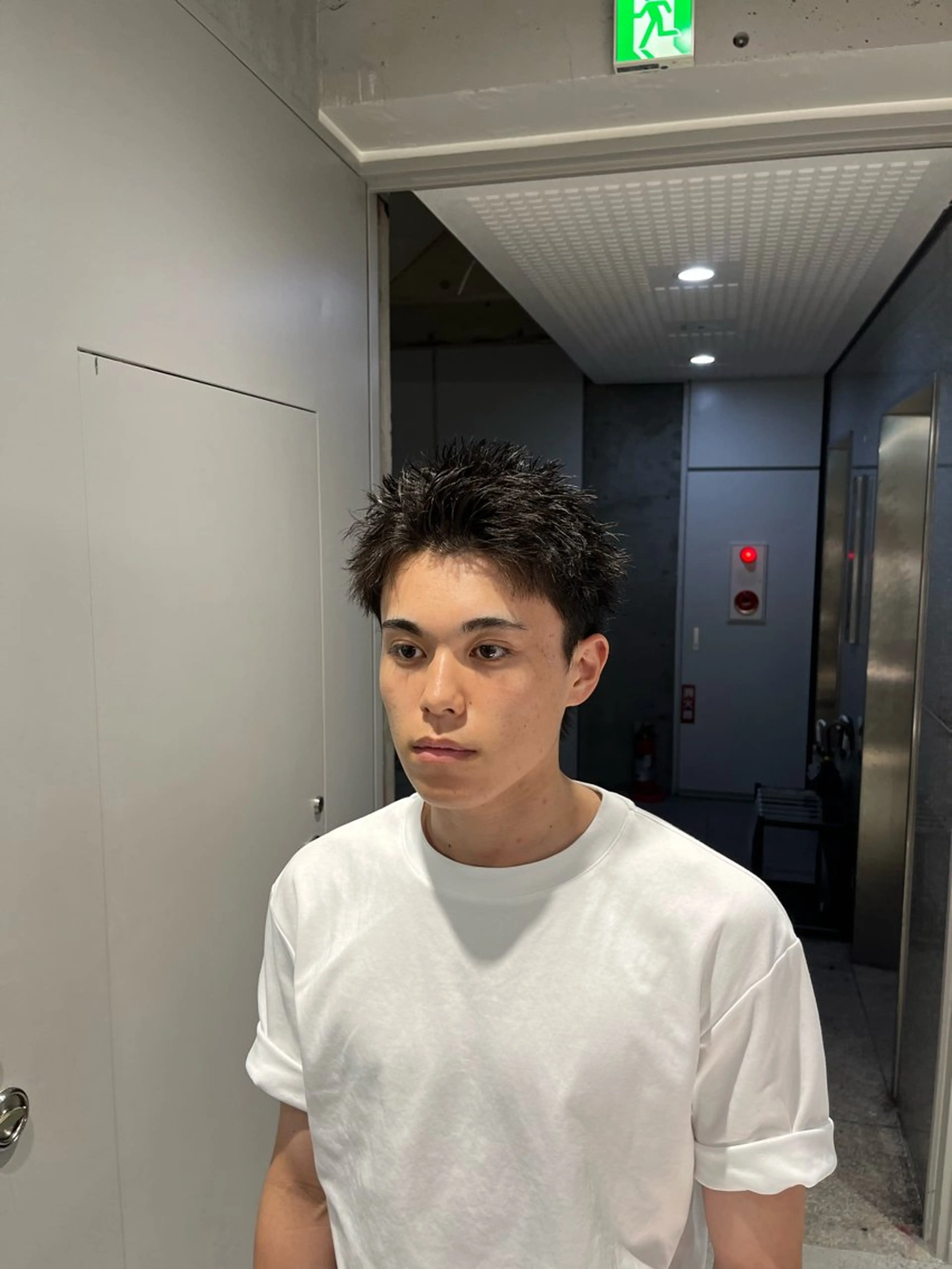 ショート カラー パーマ メンズ カット パーマ 🔥スパイキー 特化🔥菊水皐暉🔥のヘアスタイル