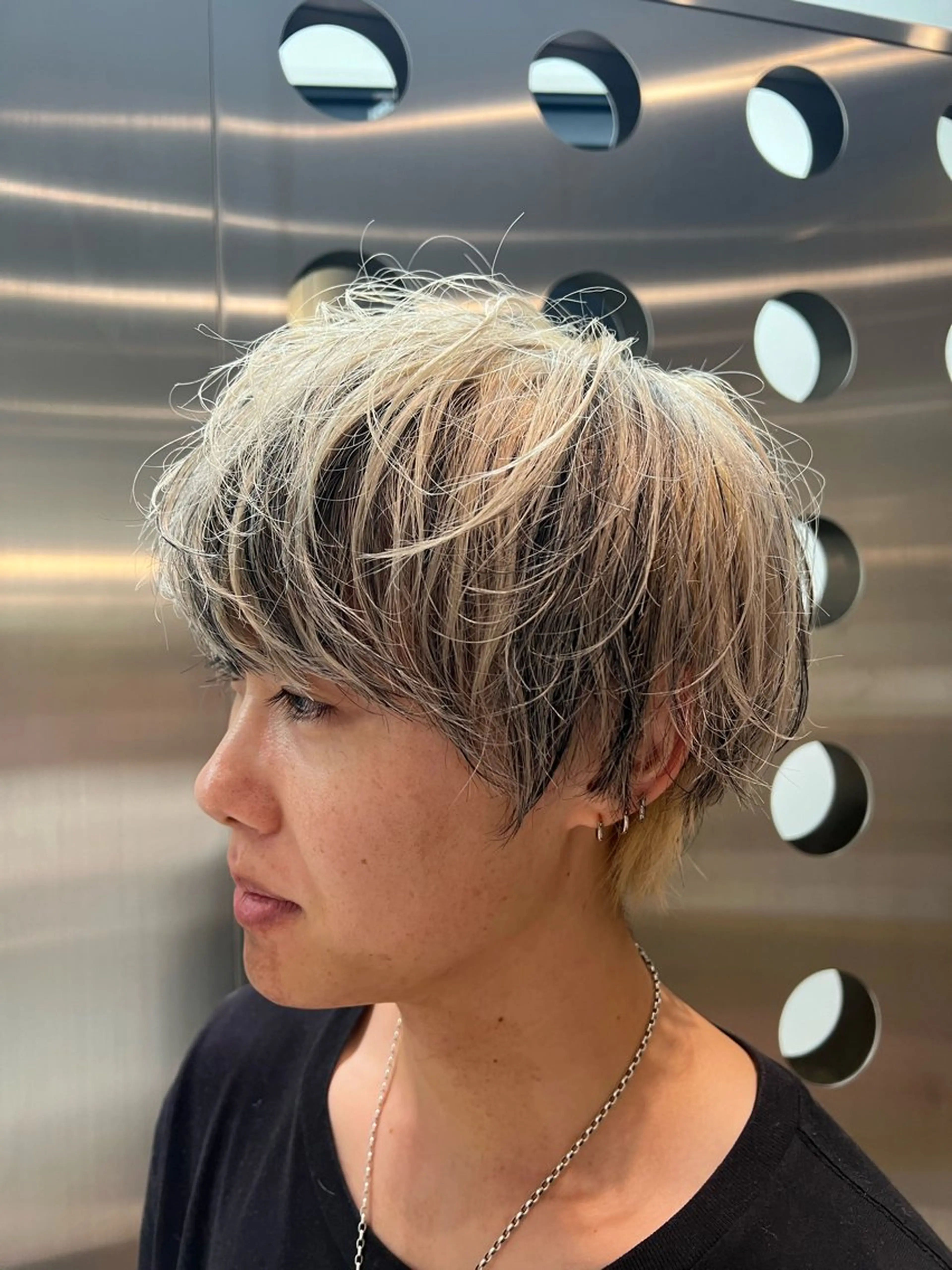 ショート カラー デザインカラー 堀江 /木下椋麻のヘアスタイル