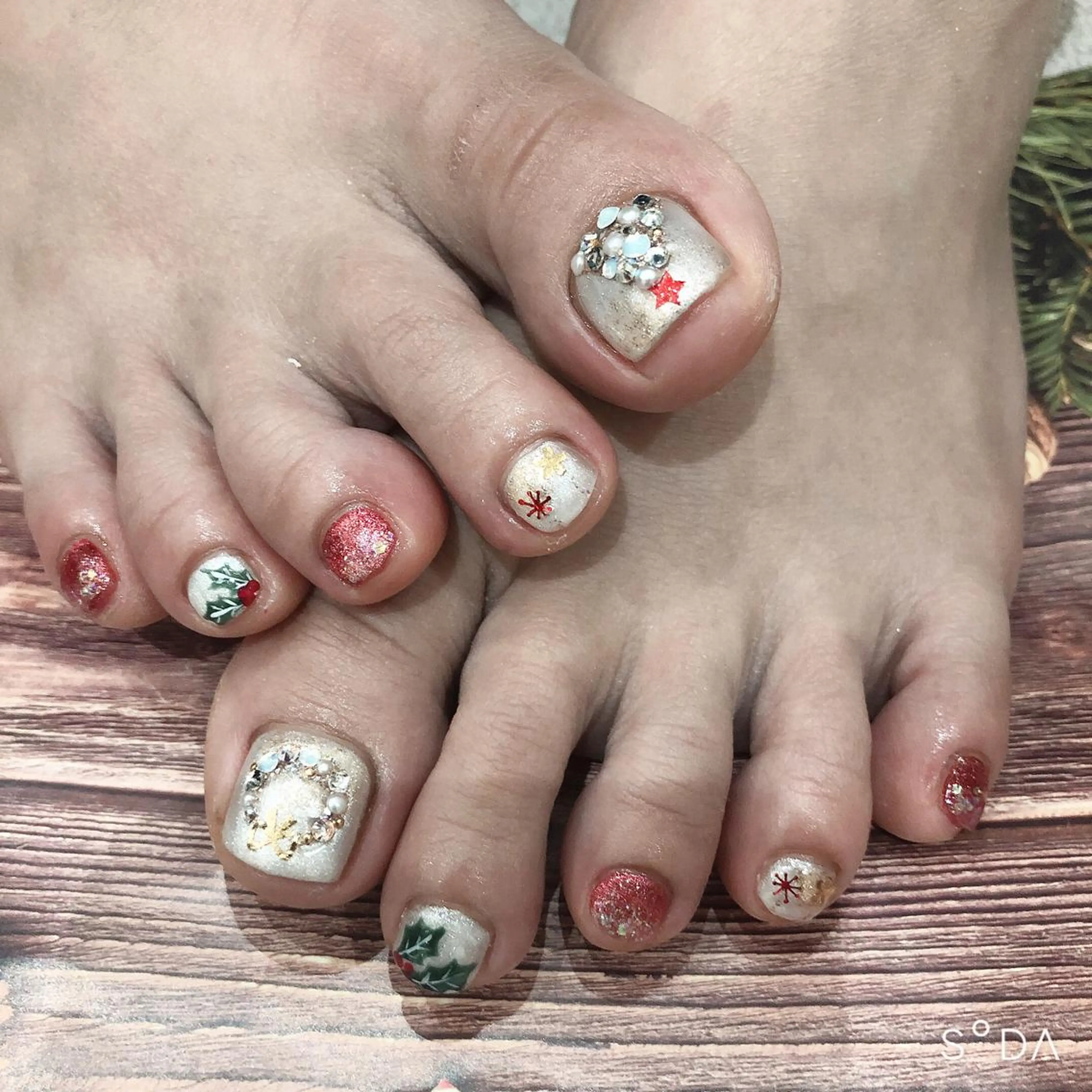 ネイル 冬ネイル クリスマス 吉野✨ ネイルデザイナー✨のネイルデザイン