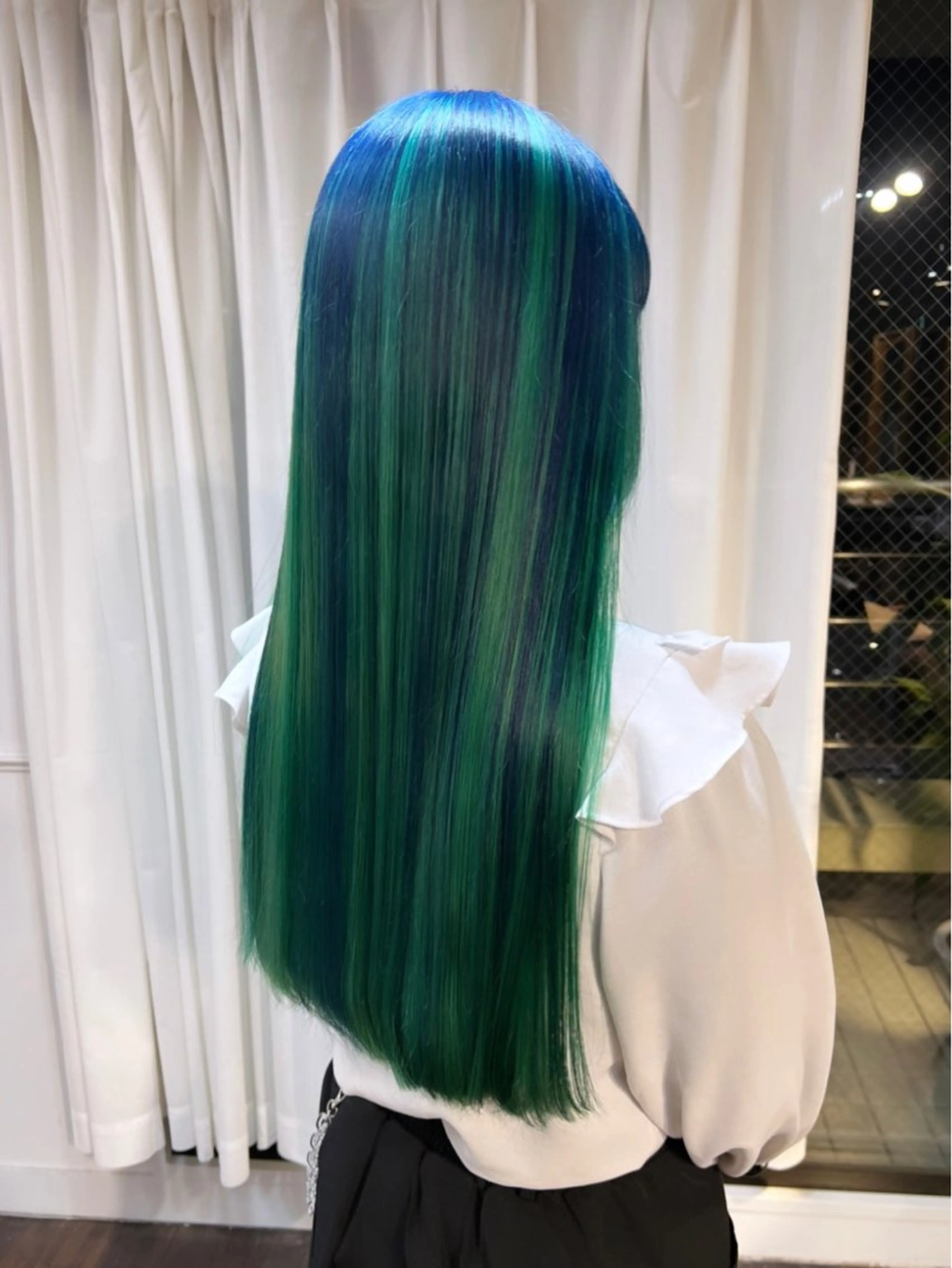ロング カラー ブリーチ ケアブリーチ 透明感カラー デザインカラー ダブルカラー nendo_hair所属・ハイトーン/ブリーチ レイヤーsonokaのヘアスタイル