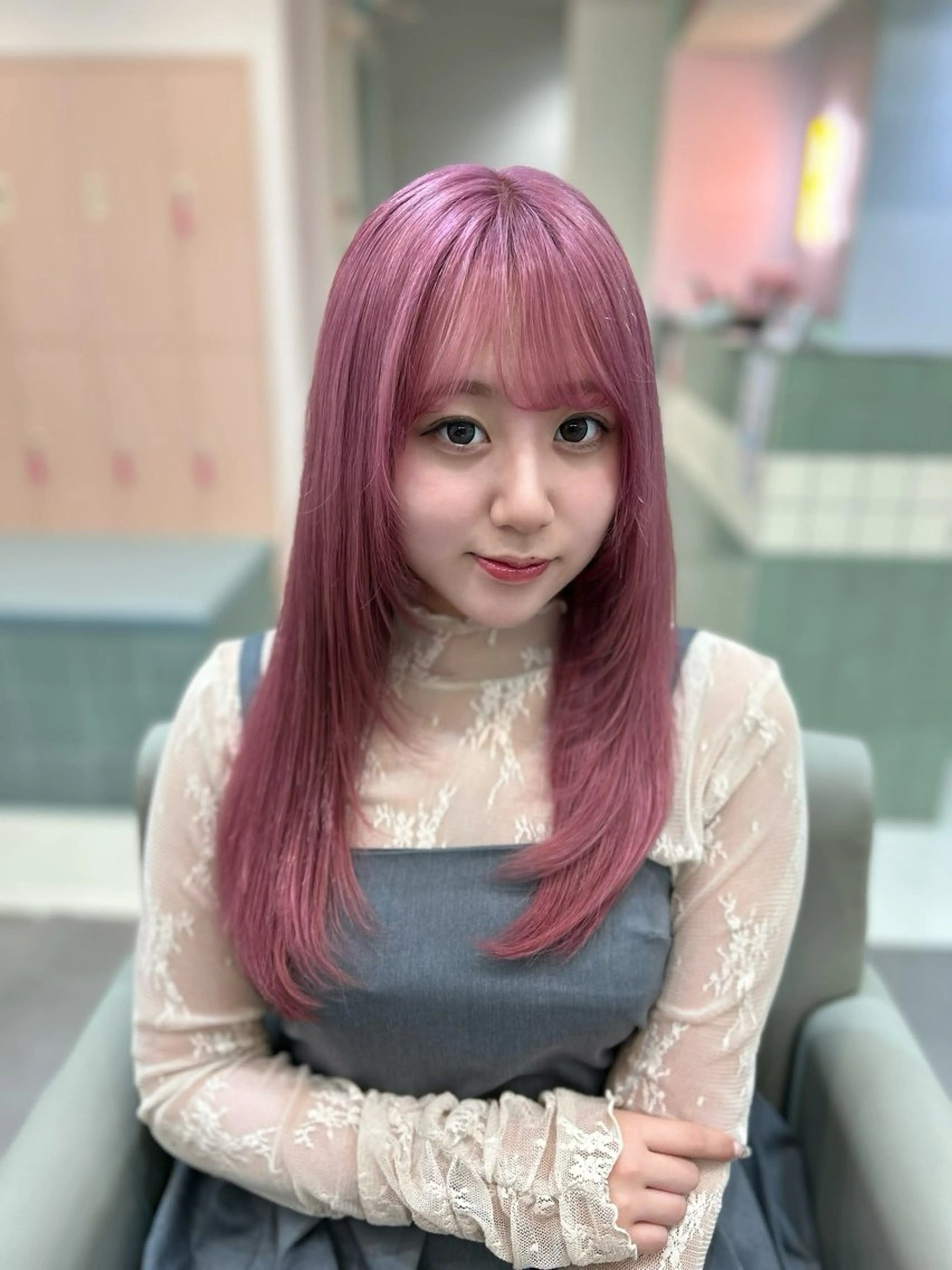 ロング YUZUKI レイヤーカット/艶髪のヘアスタイル