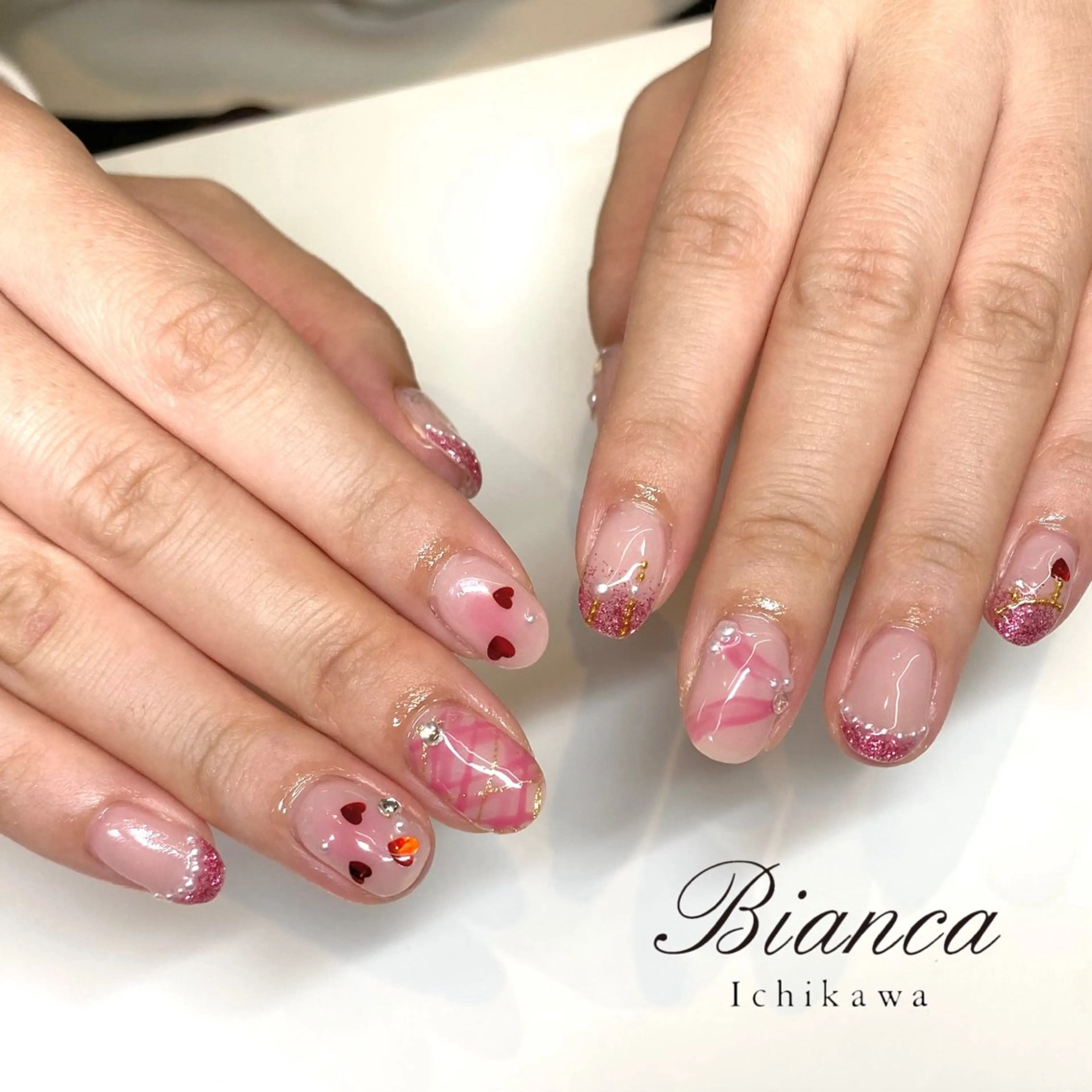 ネイル ハンドネイル Bianca 石井🎀のネイルデザイン