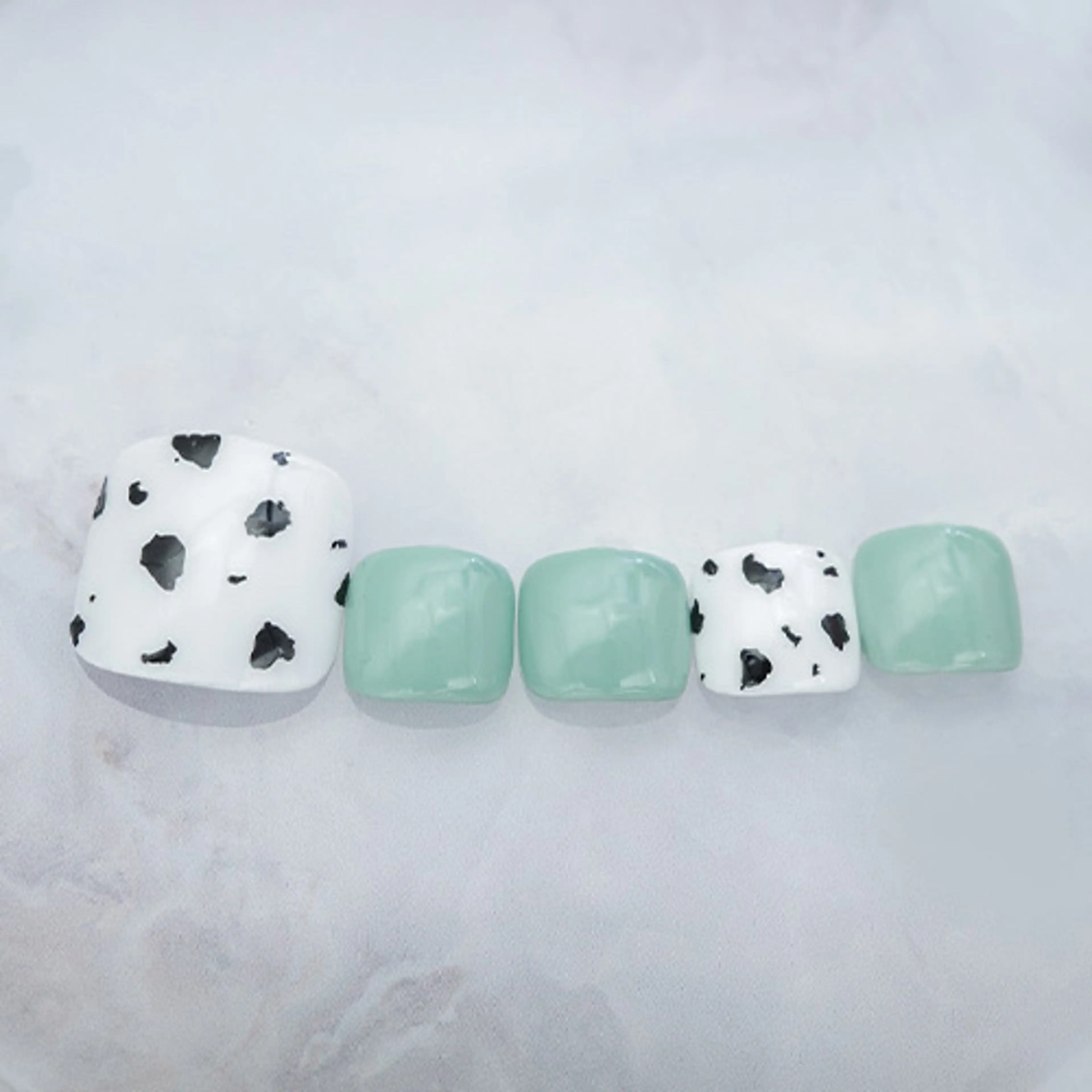 ネイル フットネイル はあとねいる 盛岡青山店のネイルデザイン