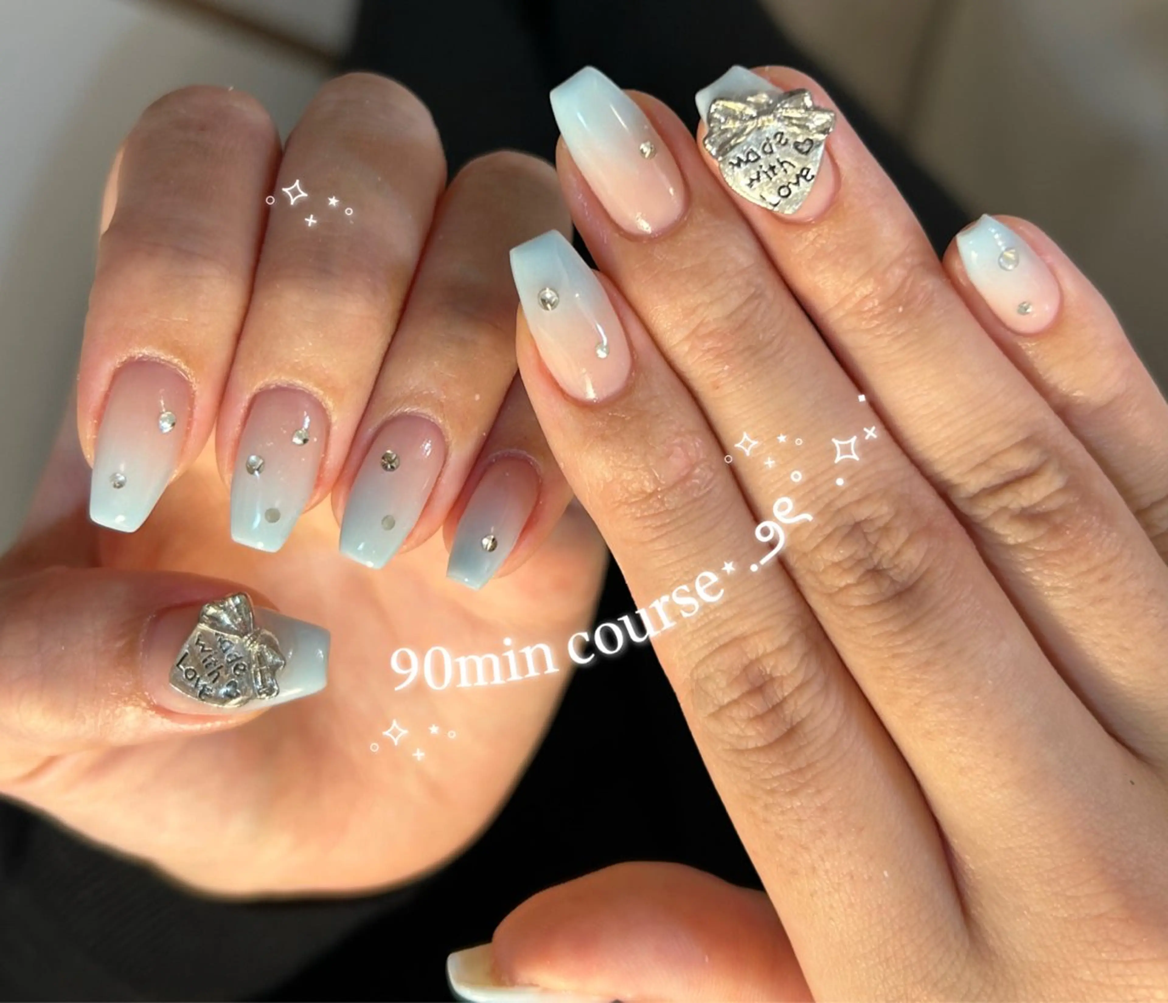 ネイル ハンドネイル ViViA momokaのネイルデザイン