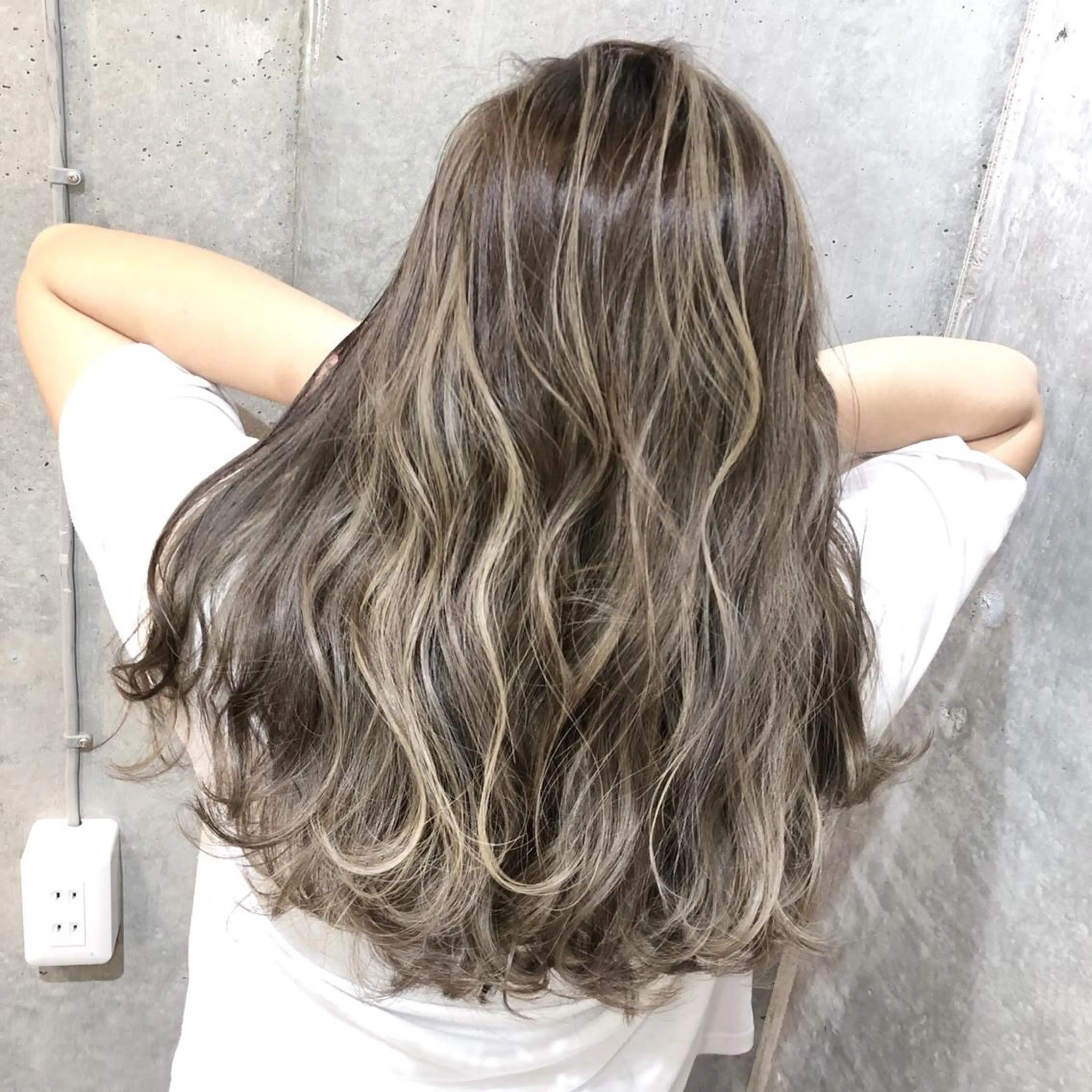 ロング カラー LODAT横浜 by little【ロダットヨコハマ バイリトル】所属・TO RUのヘアスタイル