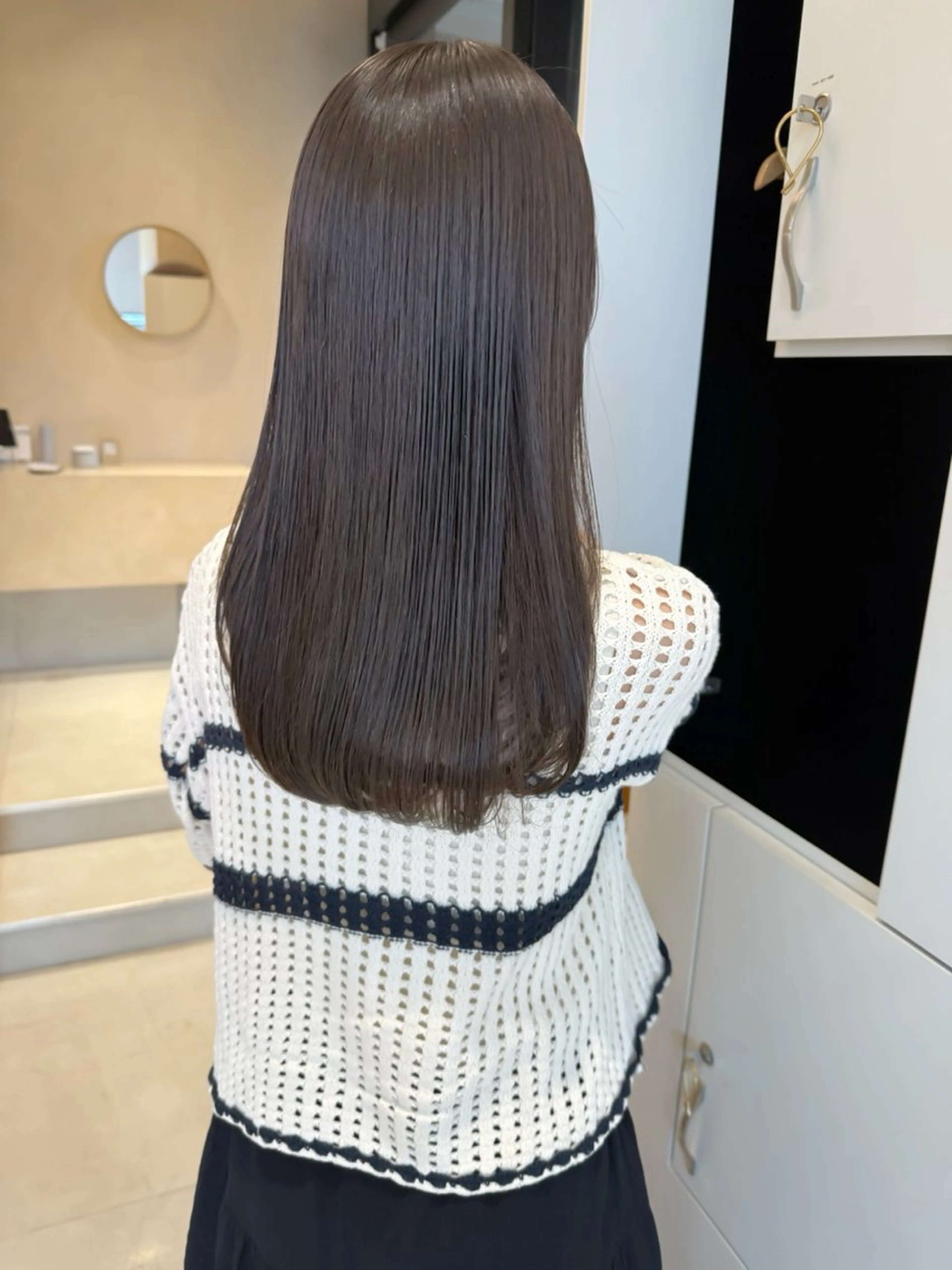 セミロング カラー 🎀やわらかカラー/ 艶カラー/よこやまのヘアスタイル