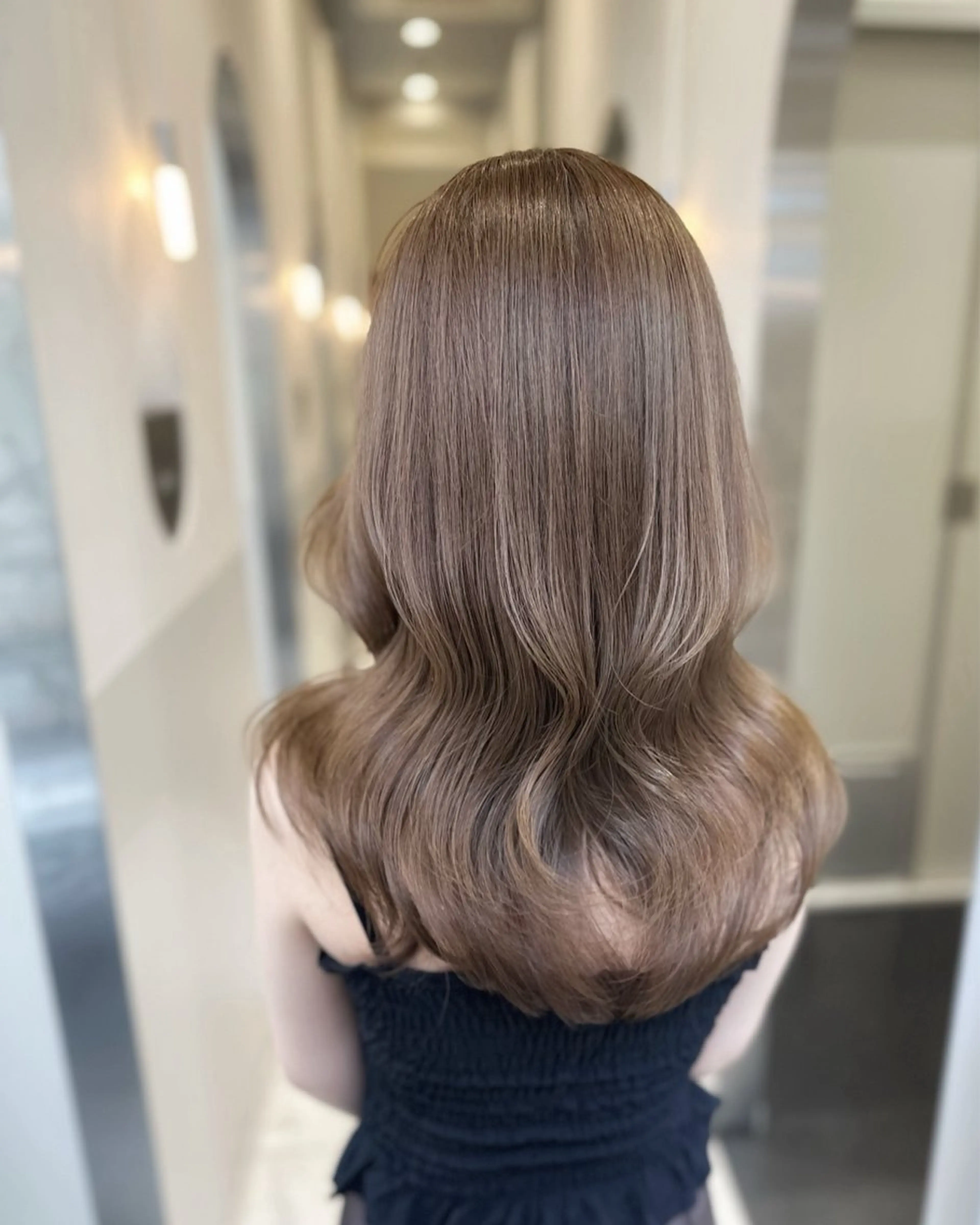 ミディアム ヘアカラー トリートメント ヘアセット IVE所属・ブリーチなし🤍 渋谷／原島杏奈のヘアスタイル