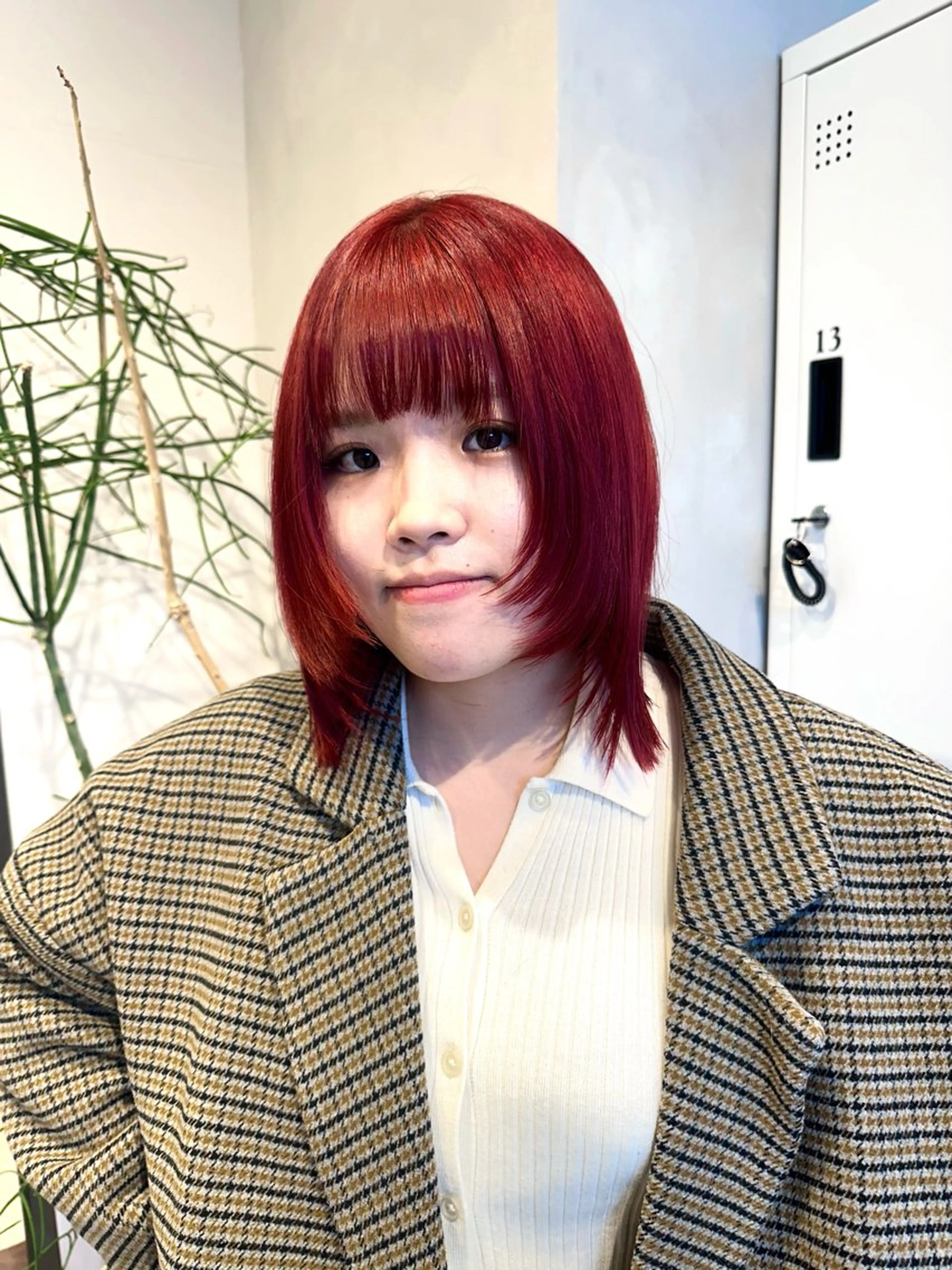 ミディアム カラー ブリーチ ボルドーカラー ケアブリーチ ダブルカラー ハイトーンカラー 似合わせ小顔ショート /akane🐰♥️のヘアスタイル
